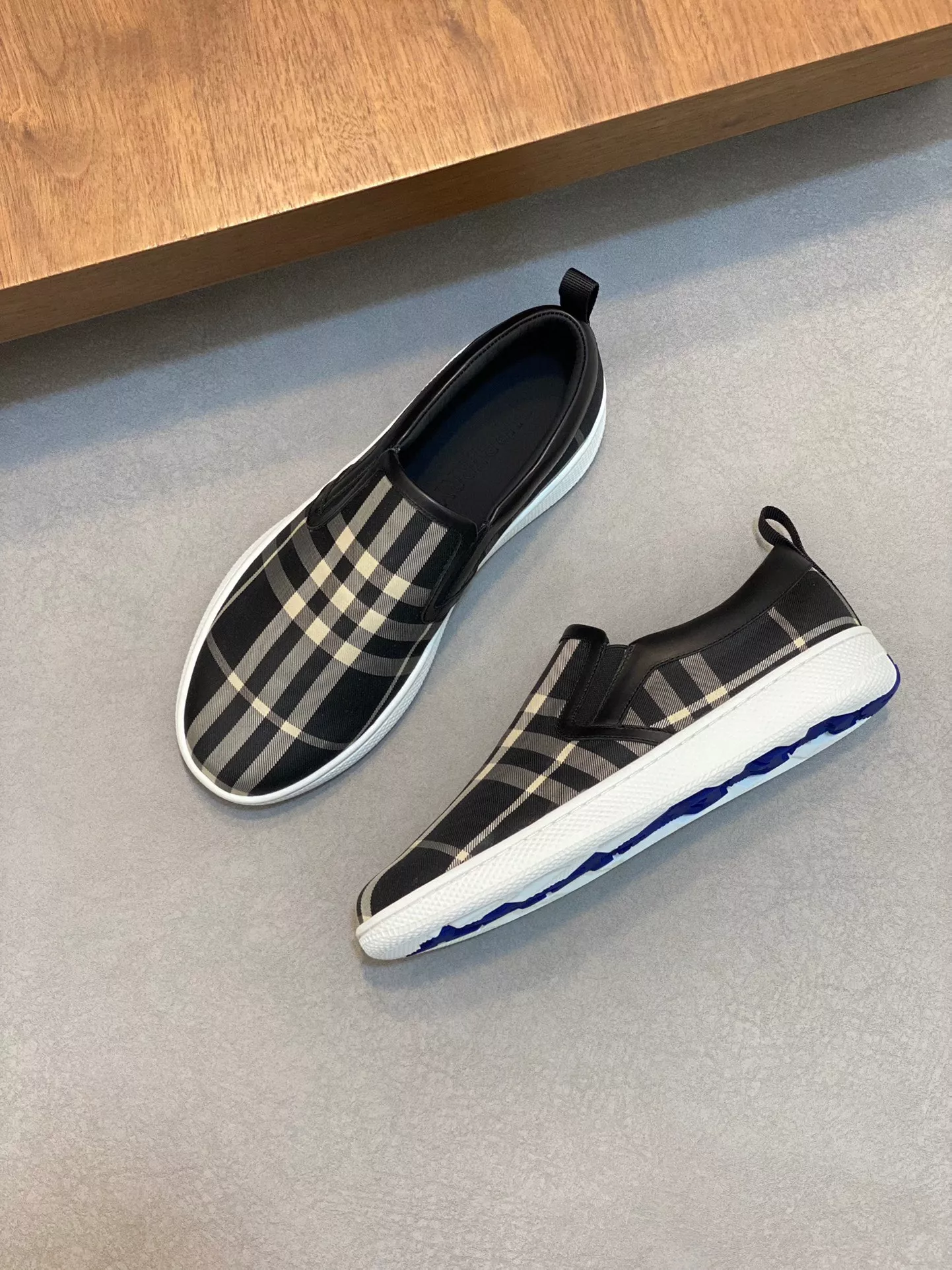Unique 6368 Burberry Casual Shoes For Men