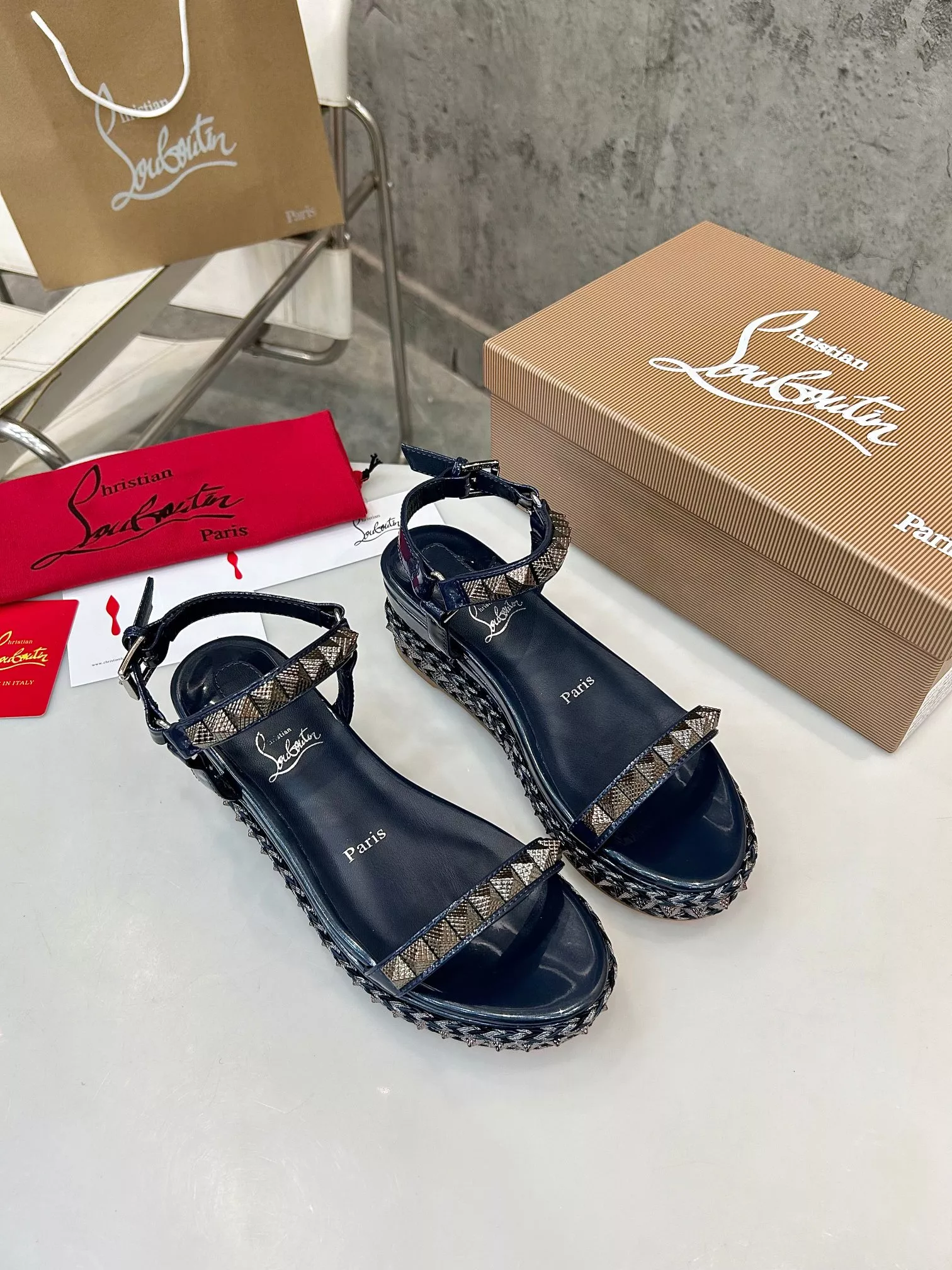 Unique 6462 Christian Louboutin Sandal For Women