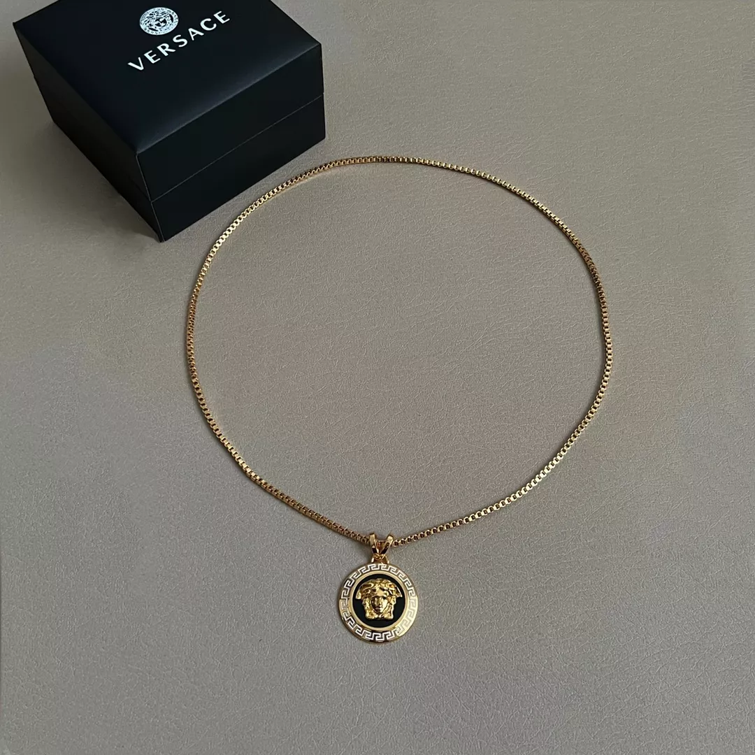 Unique 6504 Versace Necklaces