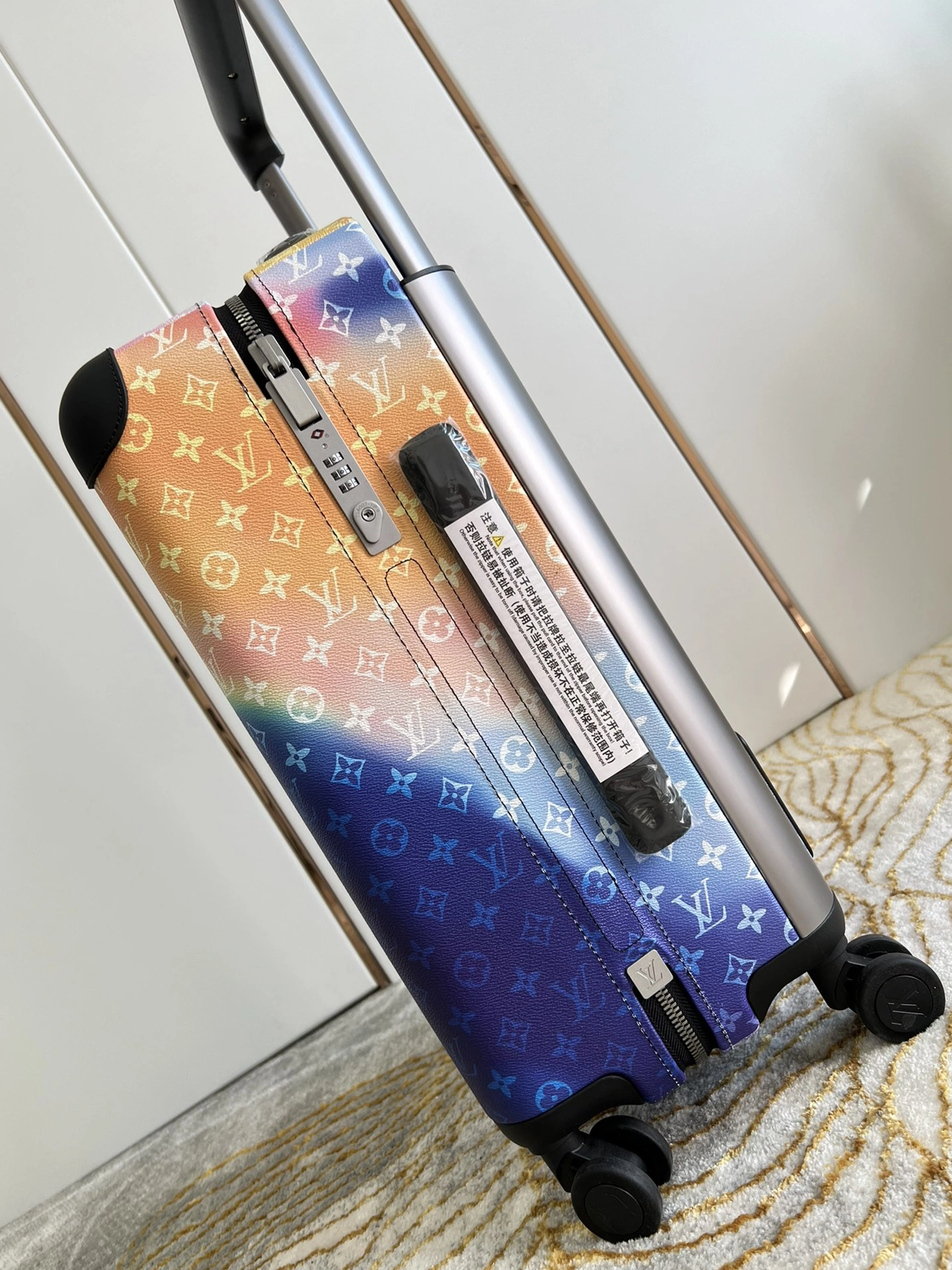 Unique 6706 Louis Vuitton Luggage