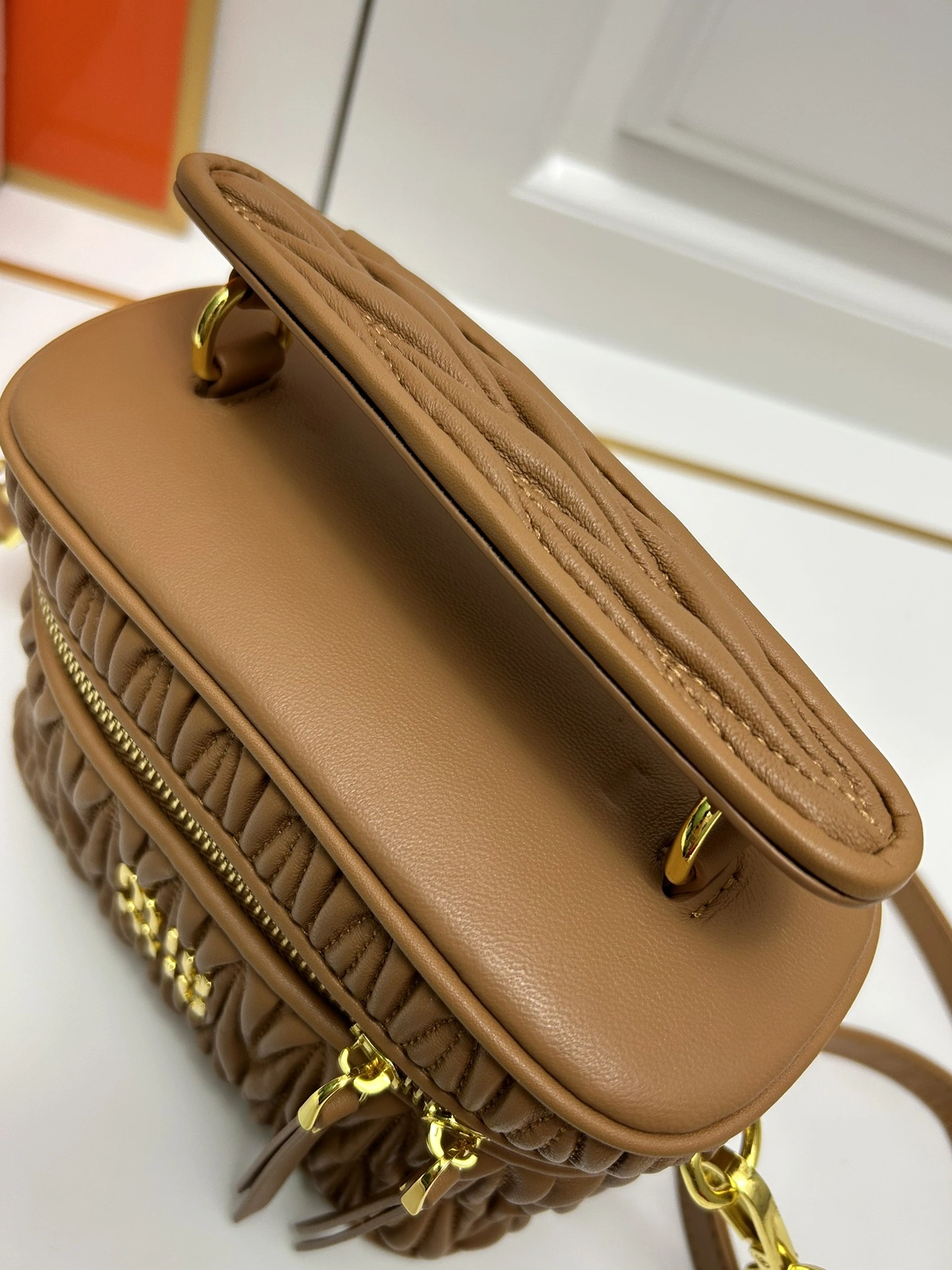 Unique 674 MIU MIU AAA Quality Messenger Bags For Women
