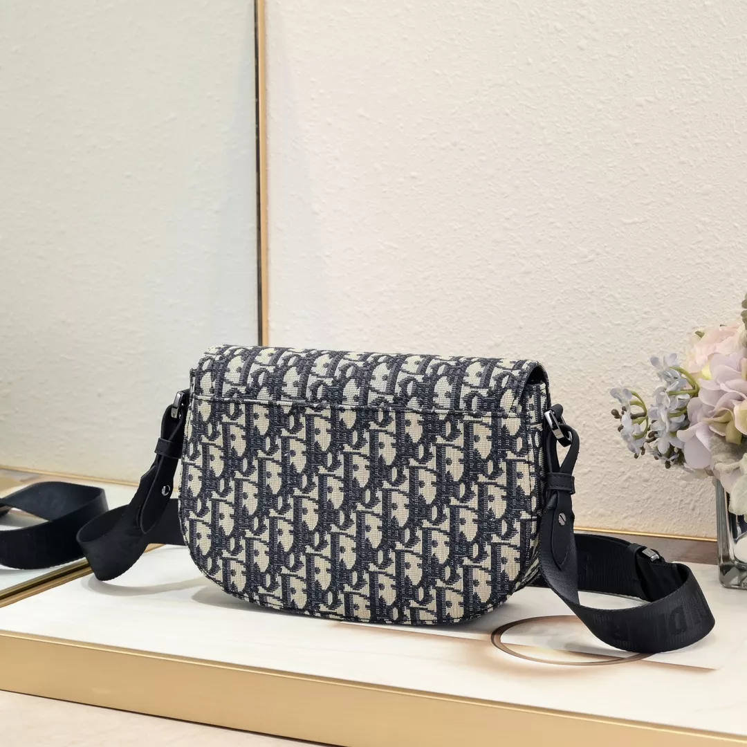 Unique 6926 Christian Dior AAA Man Messenger Bags