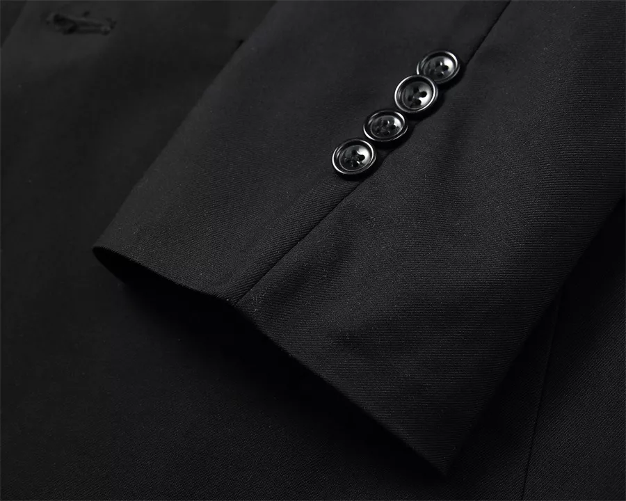 Unique 7057 Armani Tracksuits Long Sleeved For Men