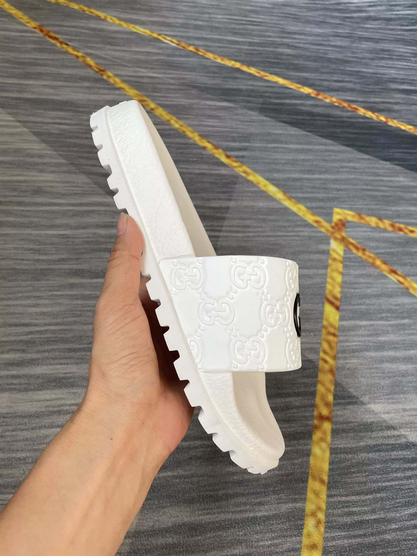 Unique 7080 Gucci Slippers For Men