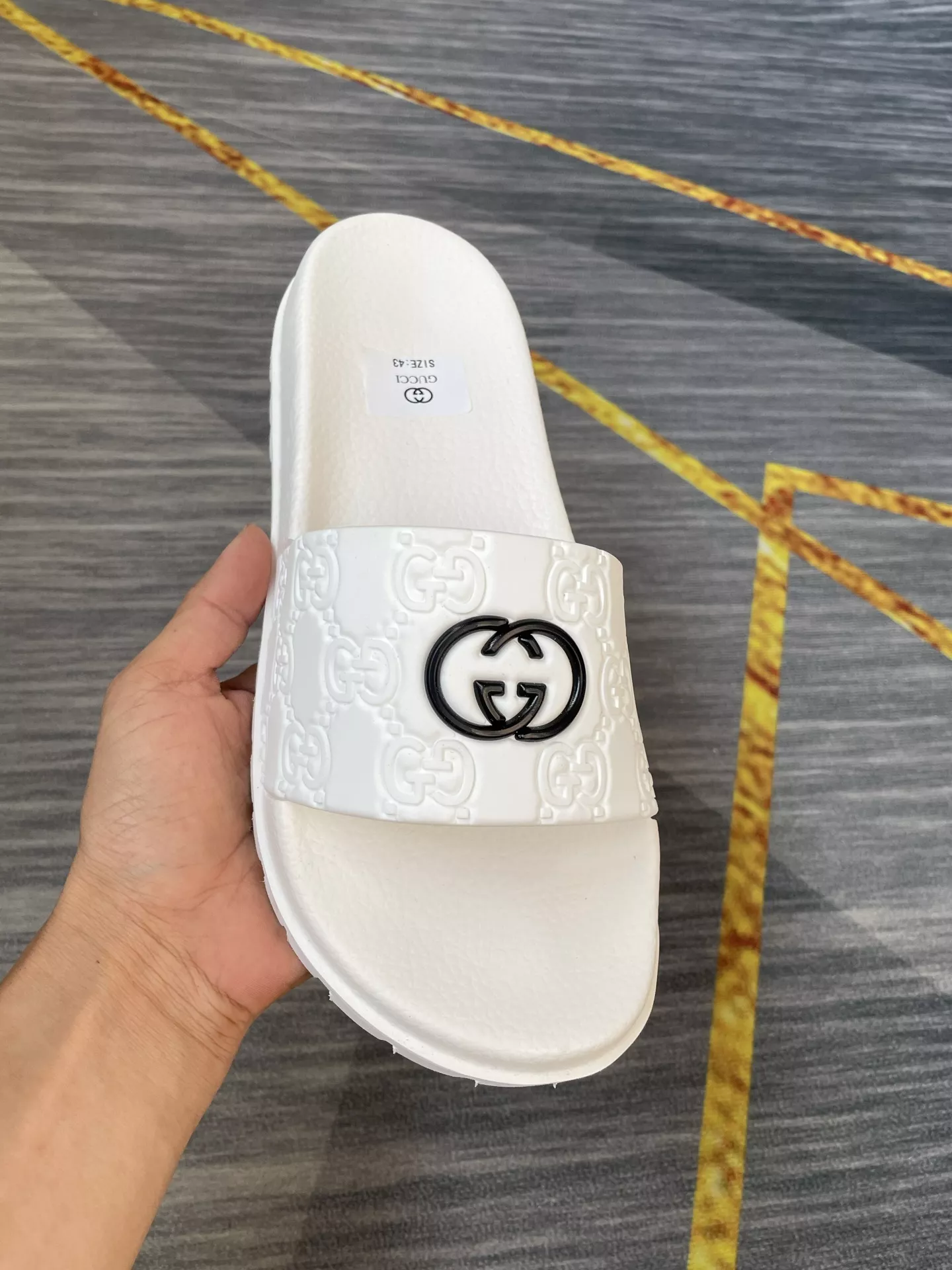 Unique 7080 Gucci Slippers For Men