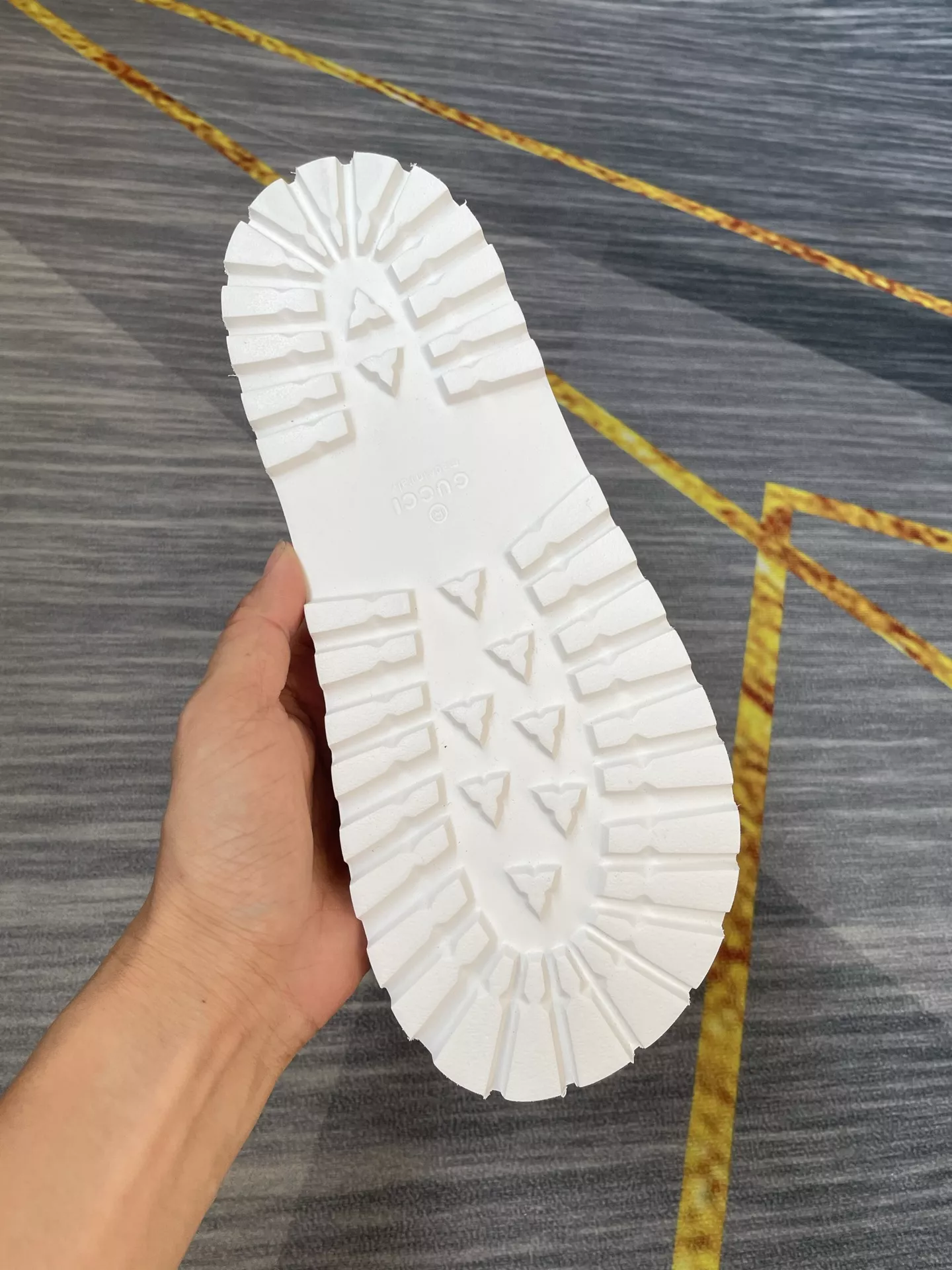 Unique 7080 Gucci Slippers For Men