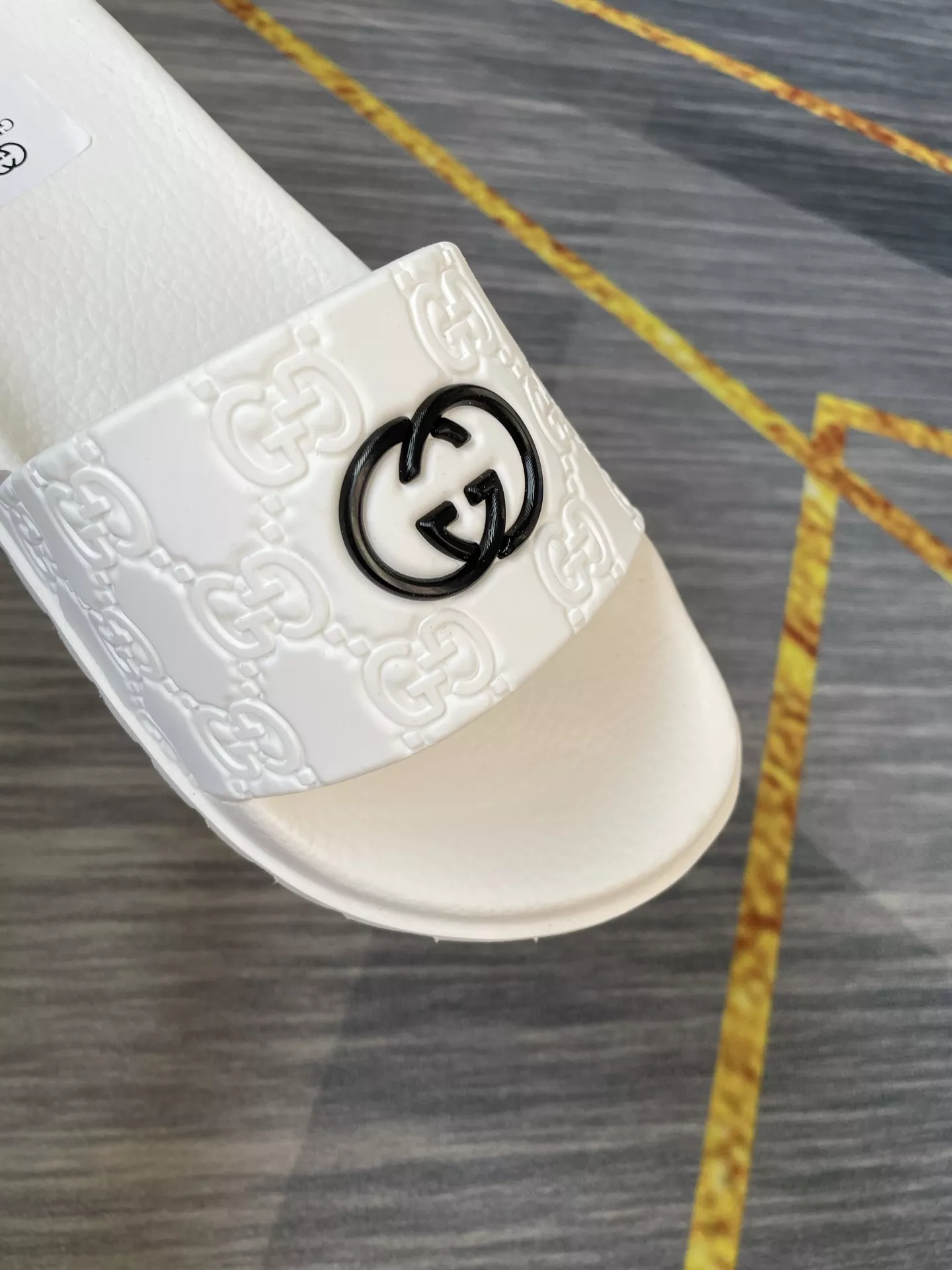 Unique 7080 Gucci Slippers For Men