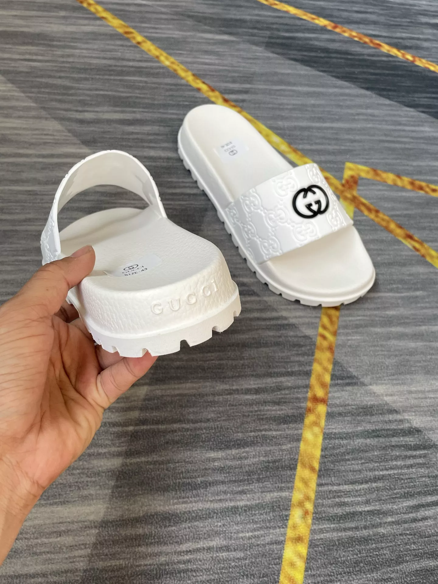 Unique 7080 Gucci Slippers For Men