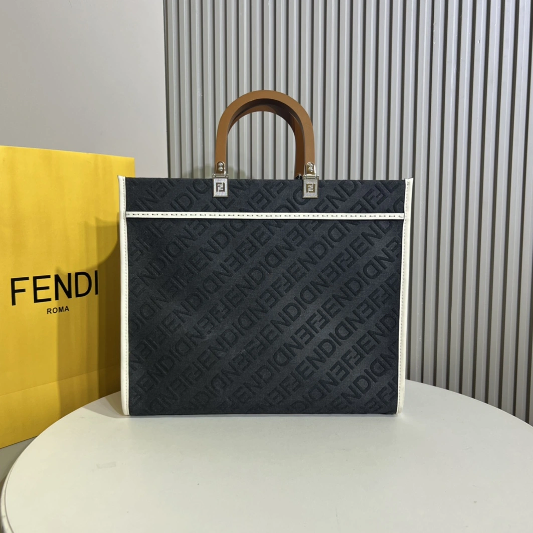 Unique 7217 Fendi AAA Quality Tote-Handbags For Women