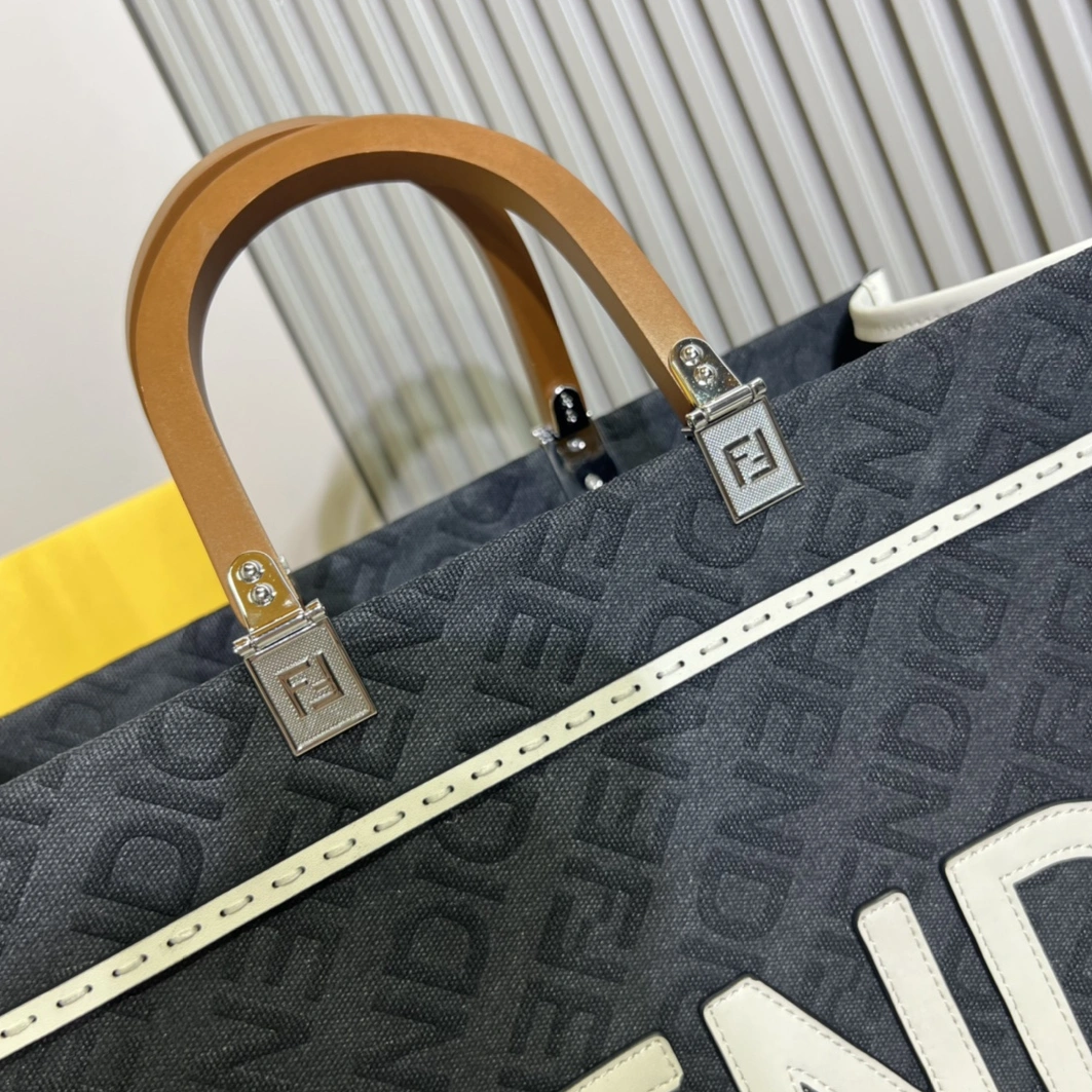 Unique 7217 Fendi AAA Quality Tote-Handbags For Women