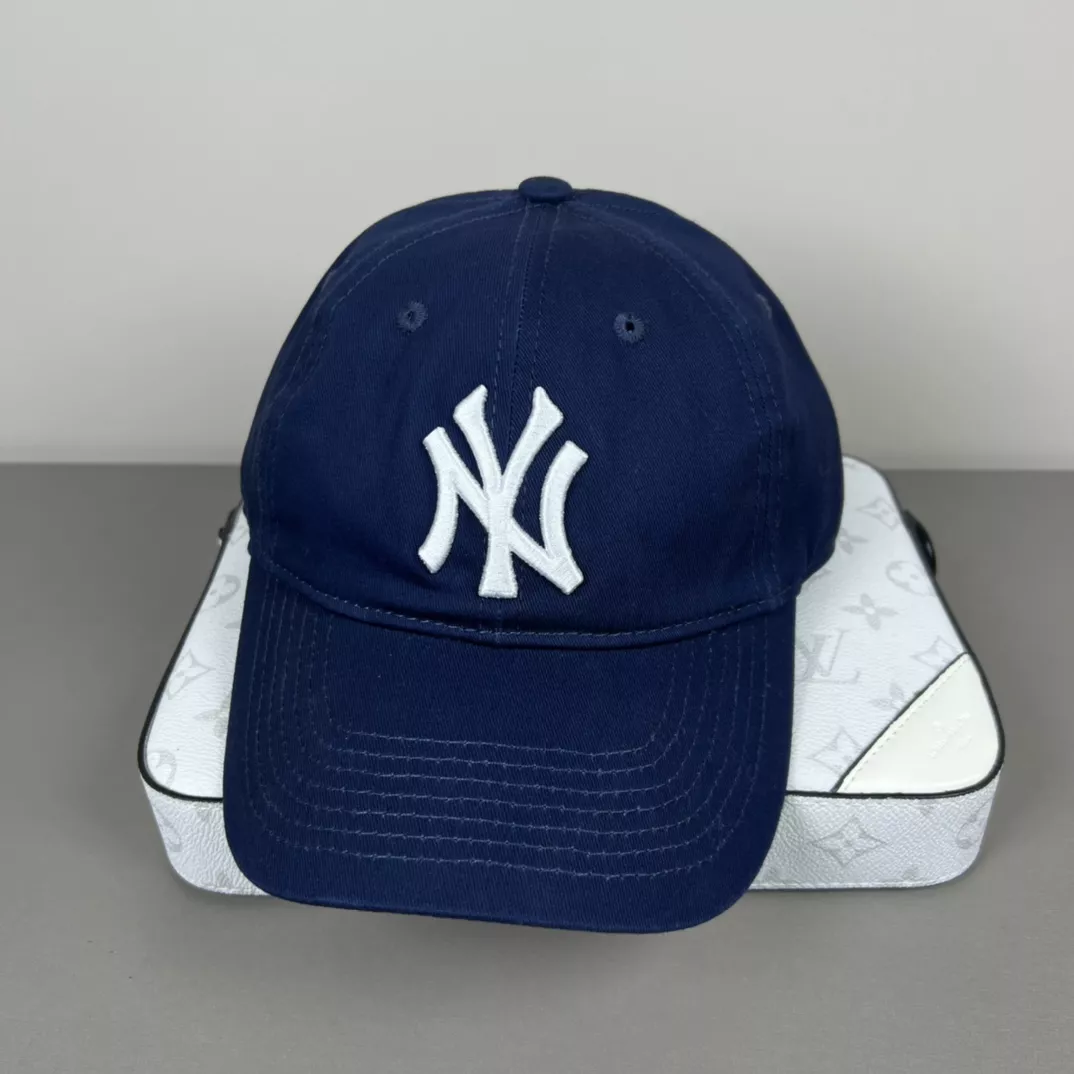 Unique 7246 New York Yankees Caps