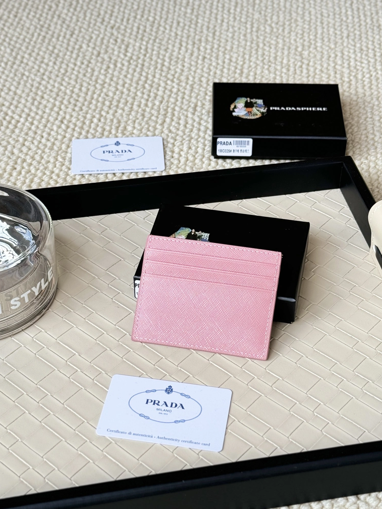 Unique 7342 Prada Card Case