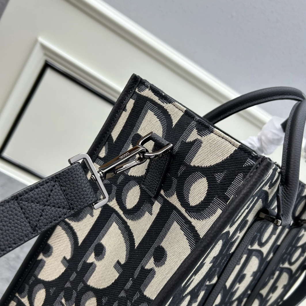 Unique 7382 Christian Dior AAA Quality Tote-Handbags For Unisex