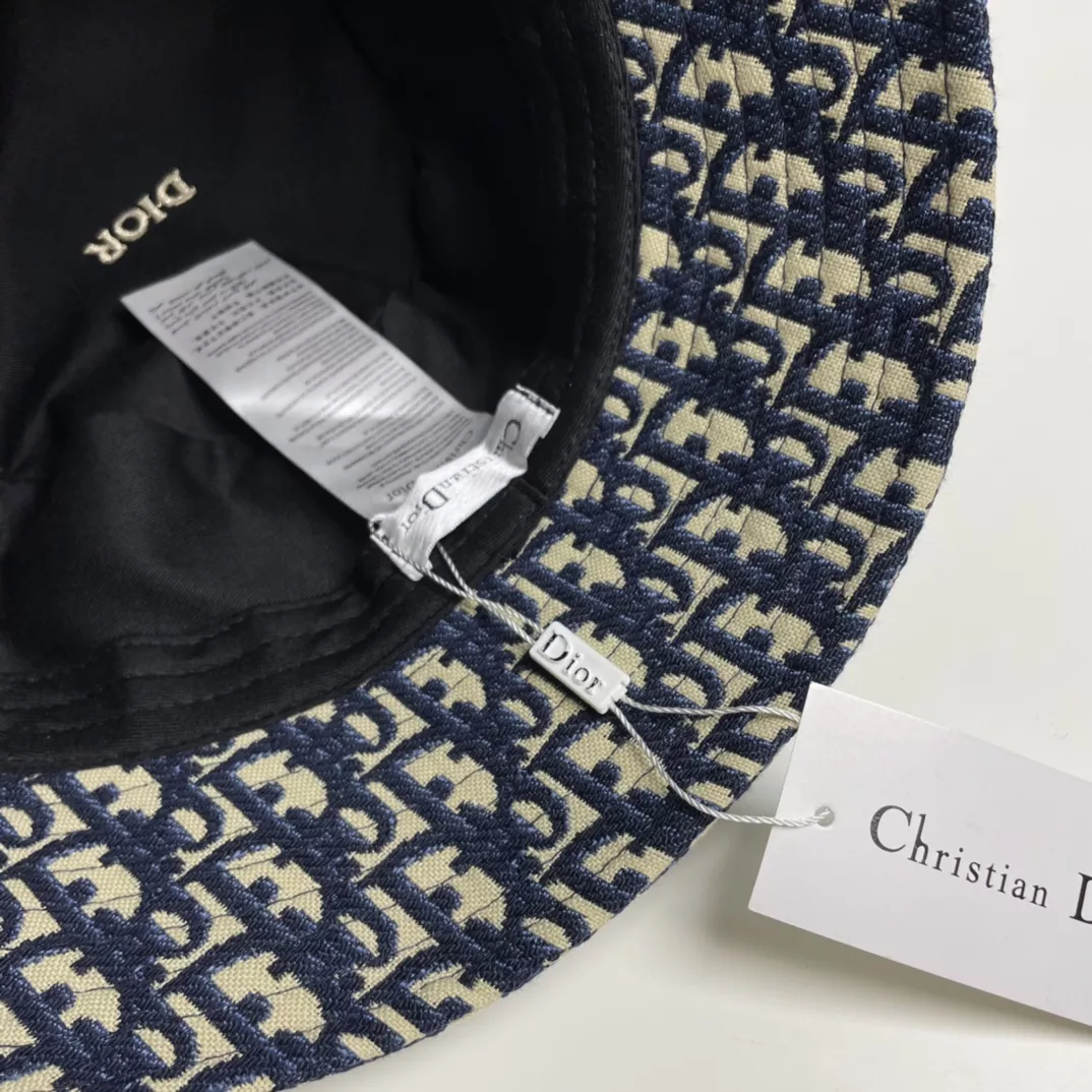 Unique 7386 Christian Dior Caps