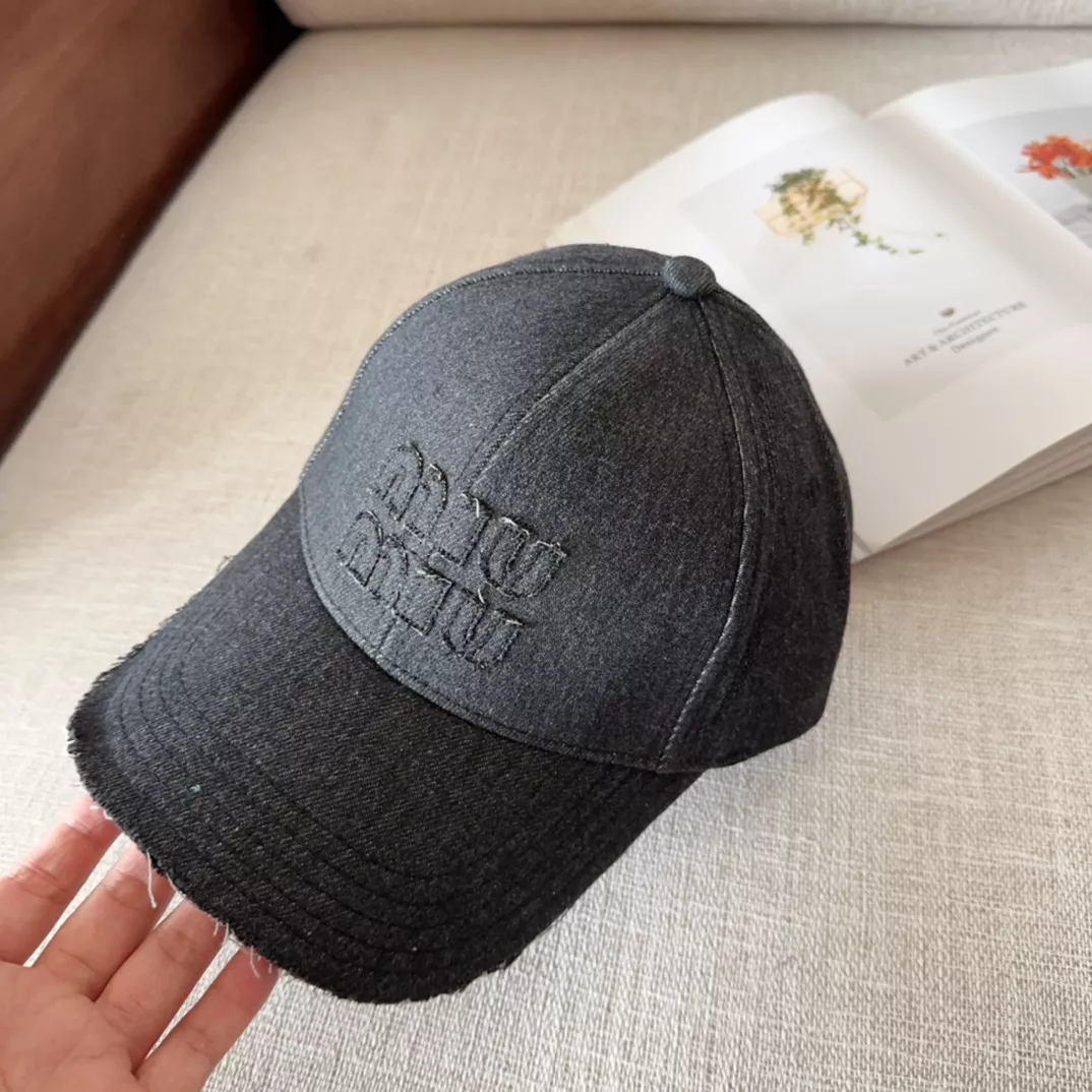 Unique 7444 MIU MIU Caps