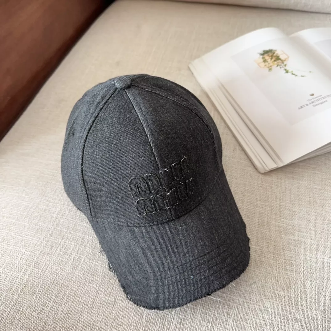 Unique 7444 MIU MIU Caps