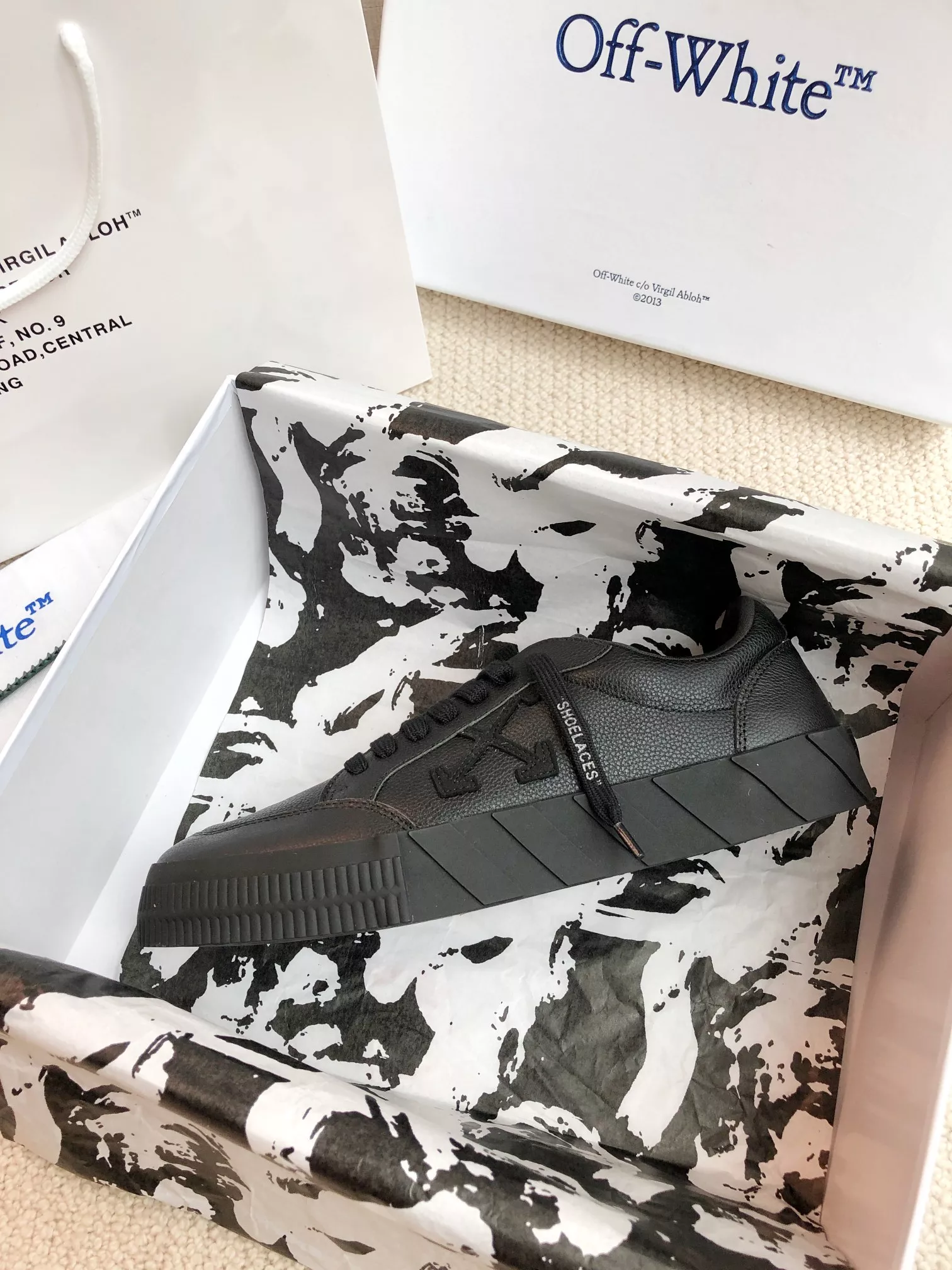 Unique 7533 Off-White Casual Shoes For Women
