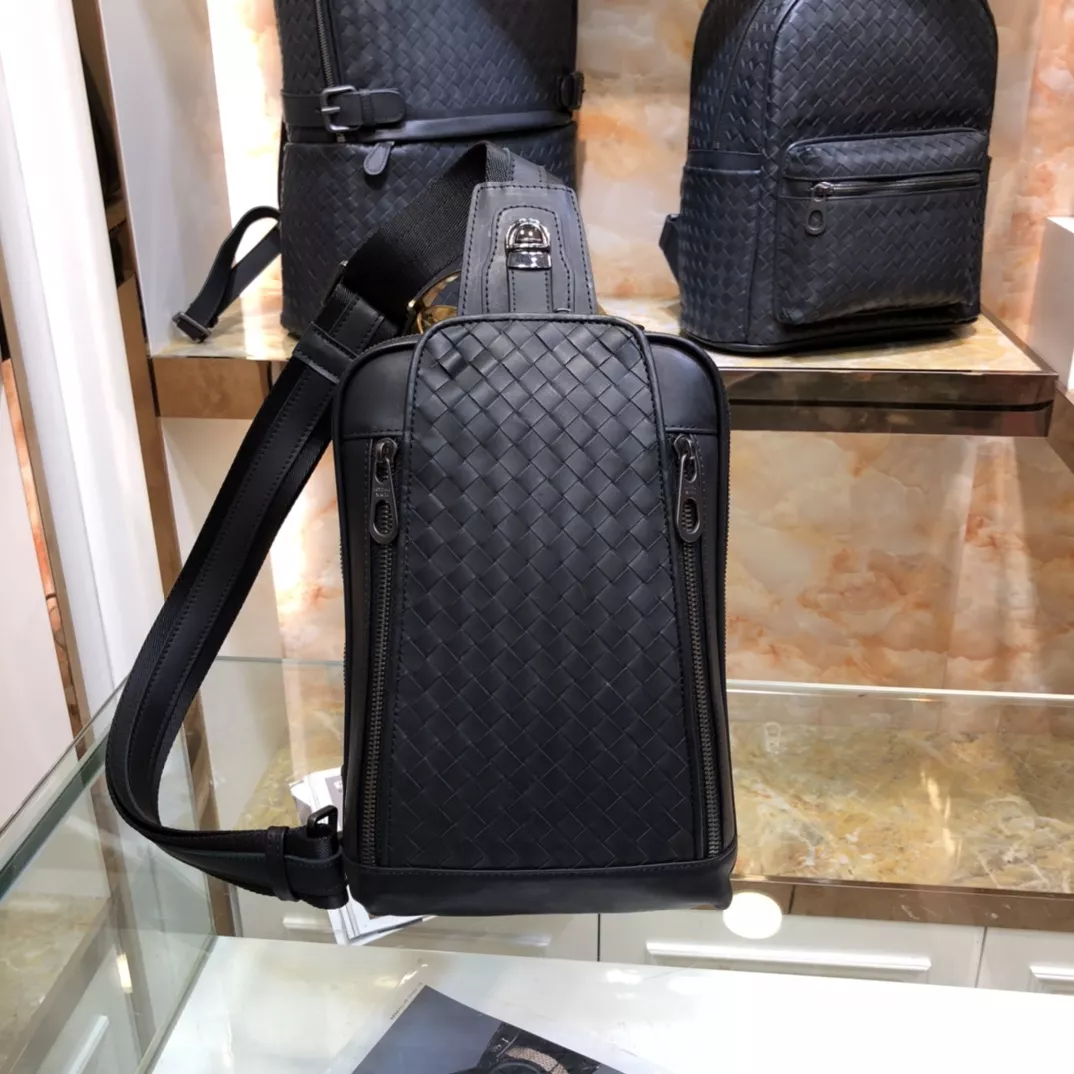 Unique 7707 Bottega Veneta AAA Man Messenger Bags