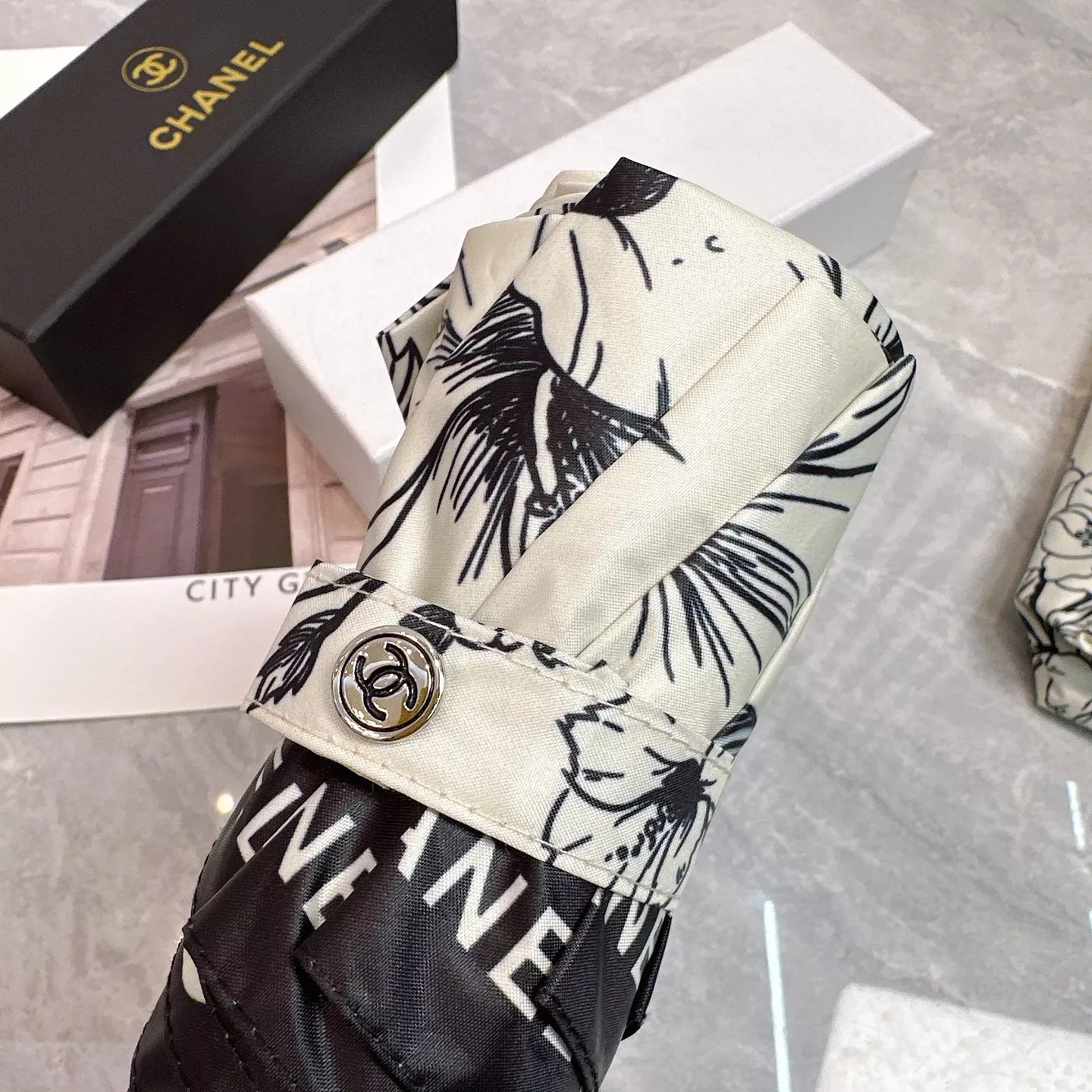 Unique 7734 Chanel Umbrellas