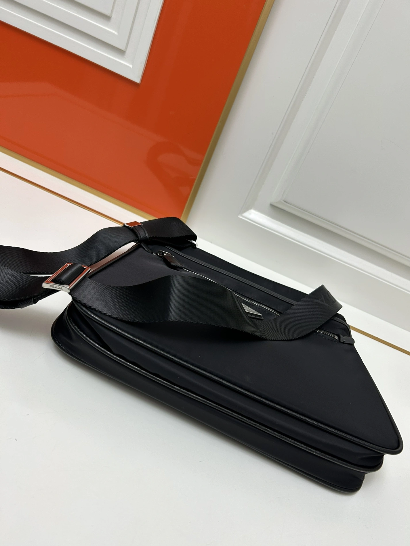 Unique 7783 Prada AAA Man Messenger Bags