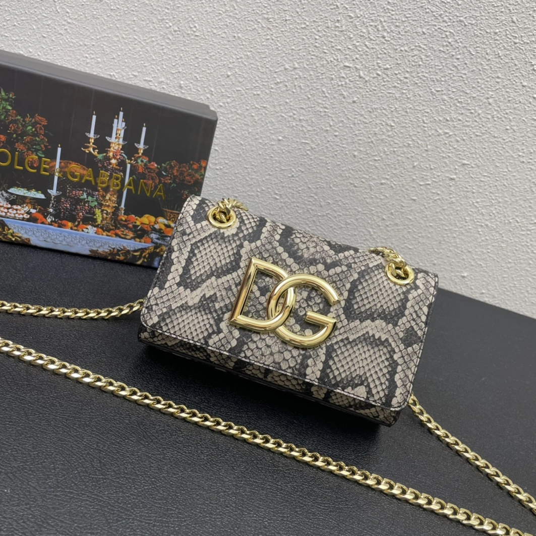 Unique 8061 Dolce & Gabbana D&G AAA Quality Messenger Bags For Women