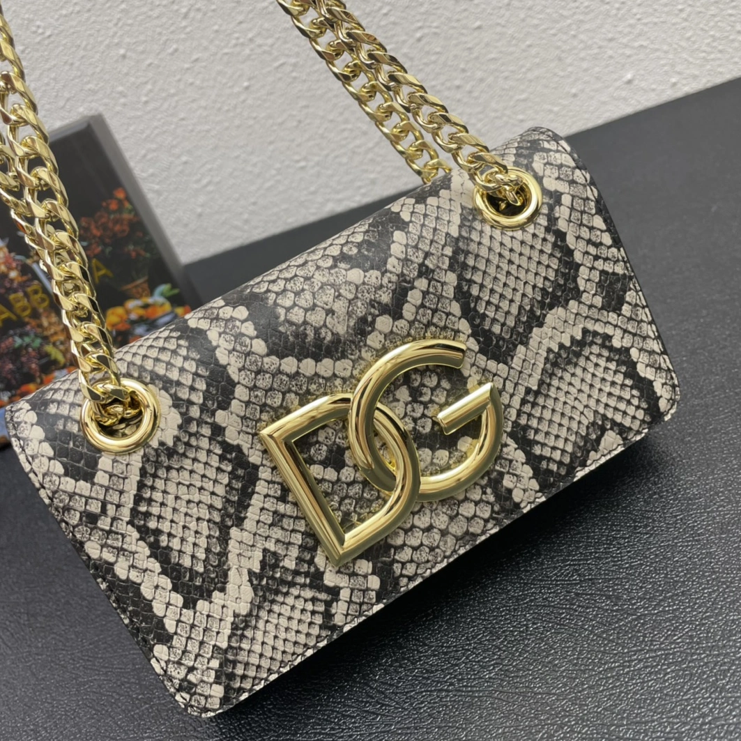 Unique 8061 Dolce & Gabbana D&G AAA Quality Messenger Bags For Women