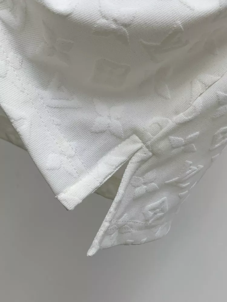 Unique 8132 Louis Vuitton LV T-Shirts Short Sleeved For Men