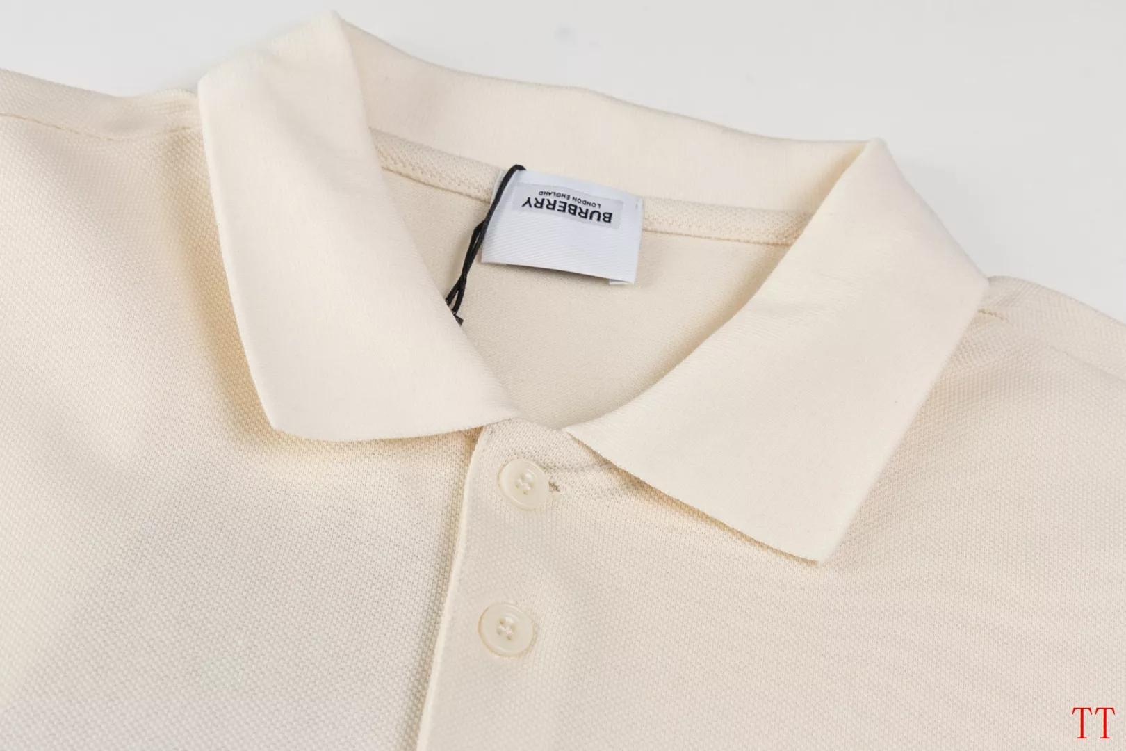 Unique 8133 Burberry T-Shirts Short Sleeved For Unisex