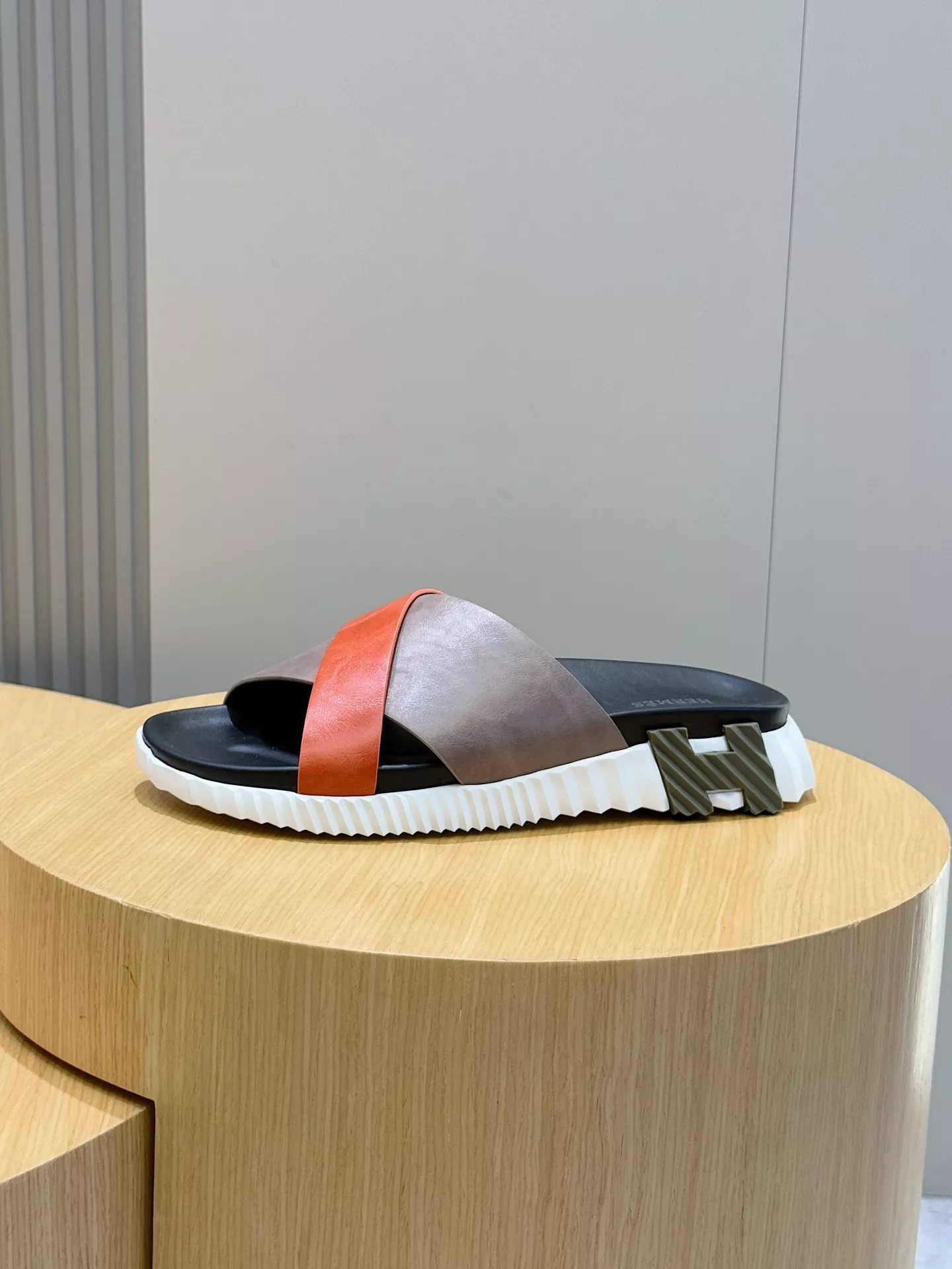 Unique 8182 Hermes Slippers For Men