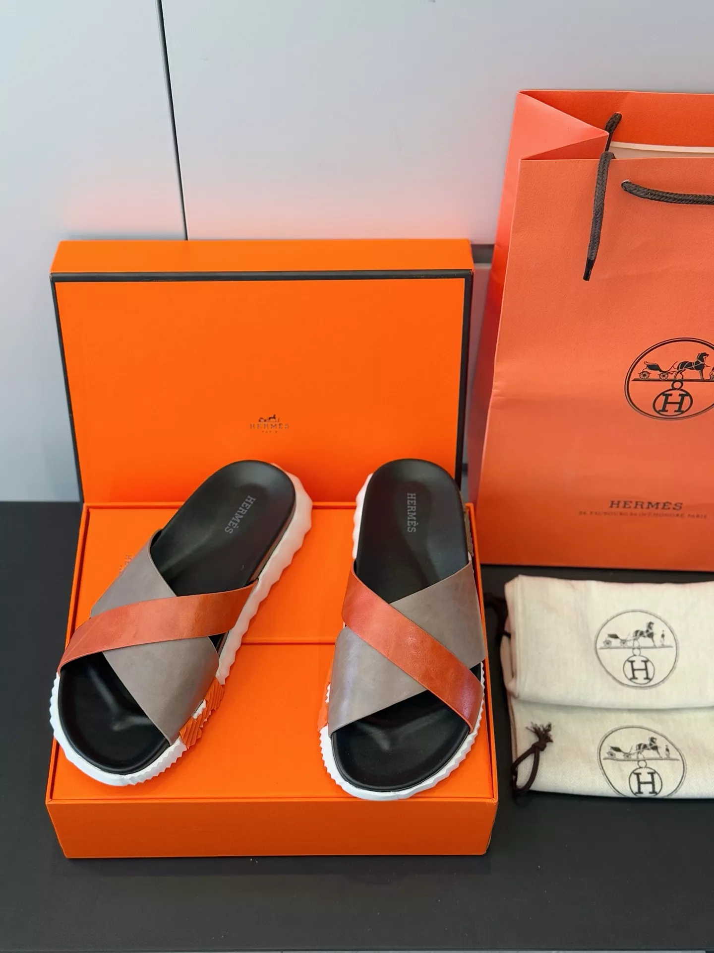 Unique 8182 Hermes Slippers For Men