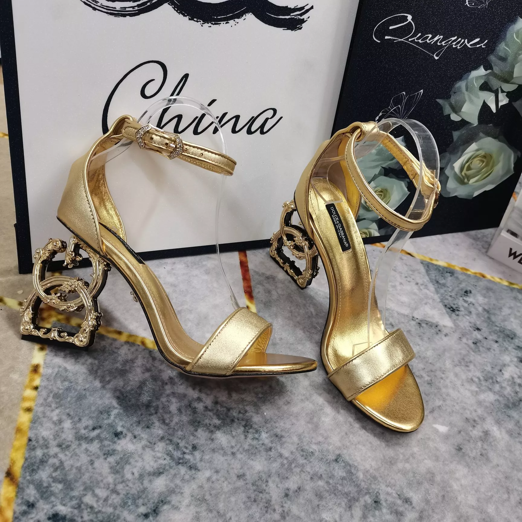 Unique 828 Dolce & Gabbana D&G Sandal For Women