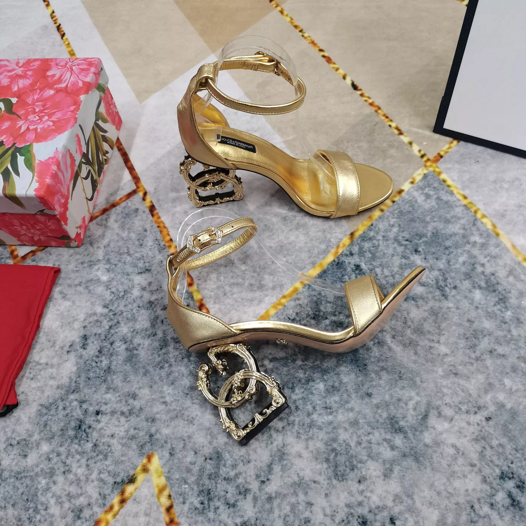 Unique 828 Dolce & Gabbana D&G Sandal For Women