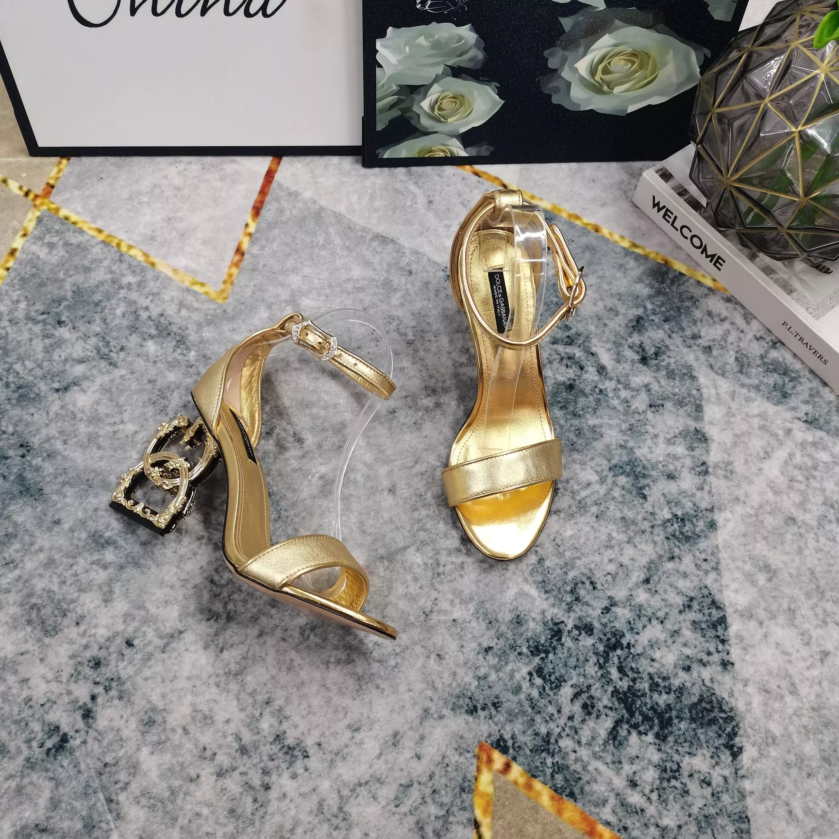 Unique 828 Dolce & Gabbana D&G Sandal For Women