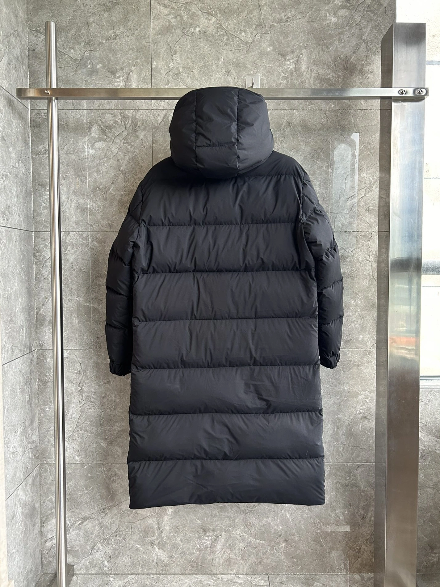 Unique 830 Moncler Down Feather Coat Long Sleeved For Unisex