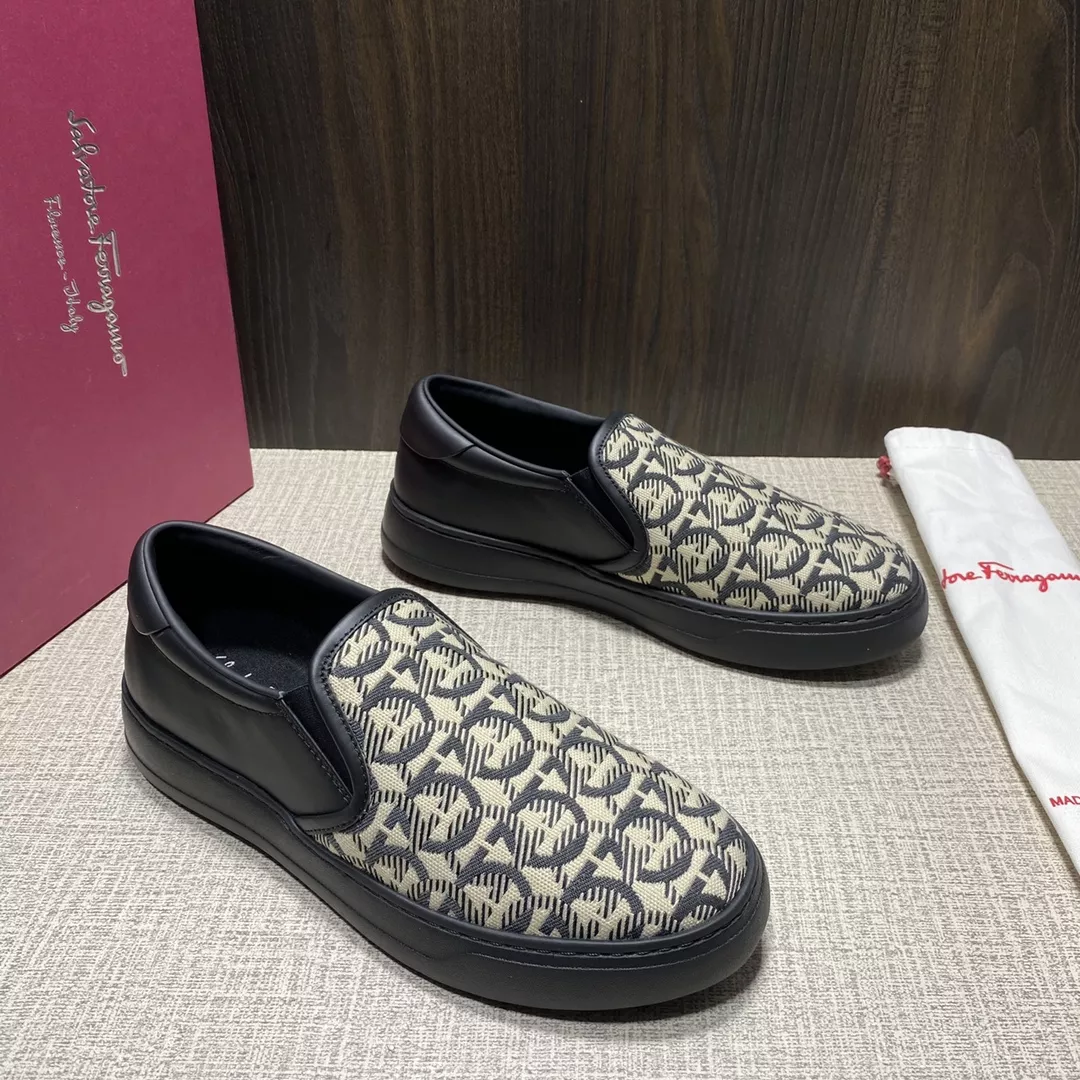 Unique 844 Salvatore Ferragamo Casual Shoes For Men