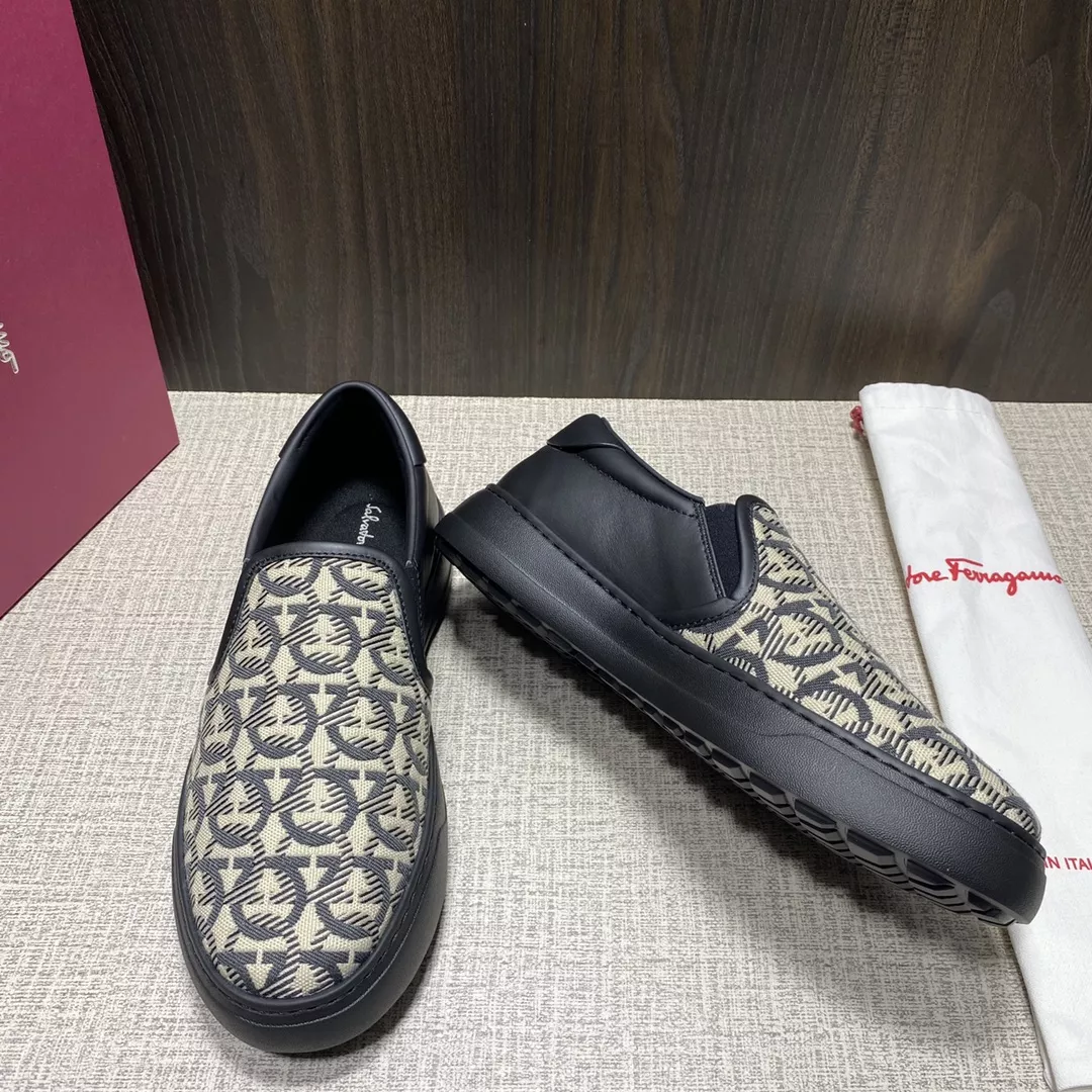 Unique 844 Salvatore Ferragamo Casual Shoes For Men