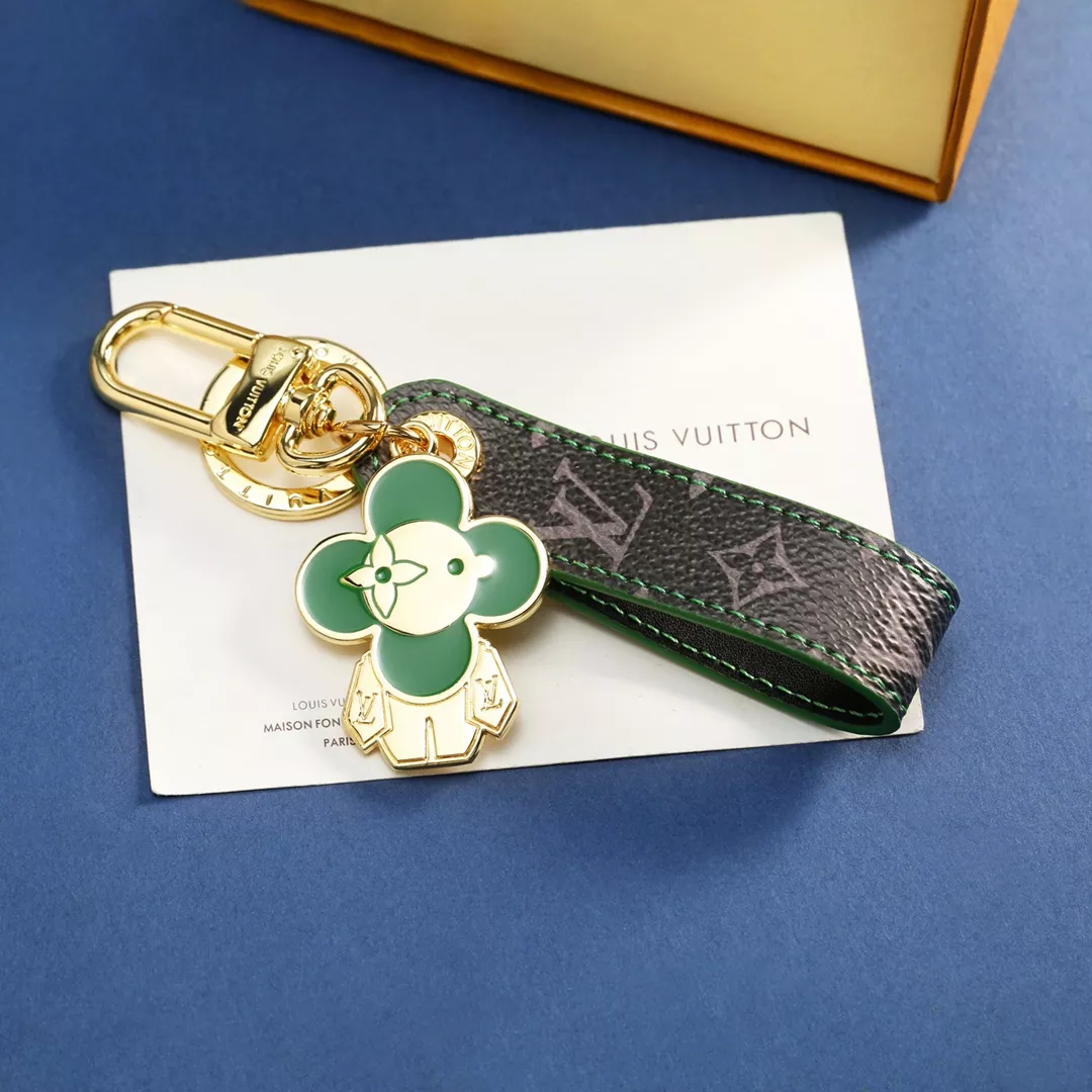 Unique 8481 Louis Vuitton LV Key Holder And Bag Buckle