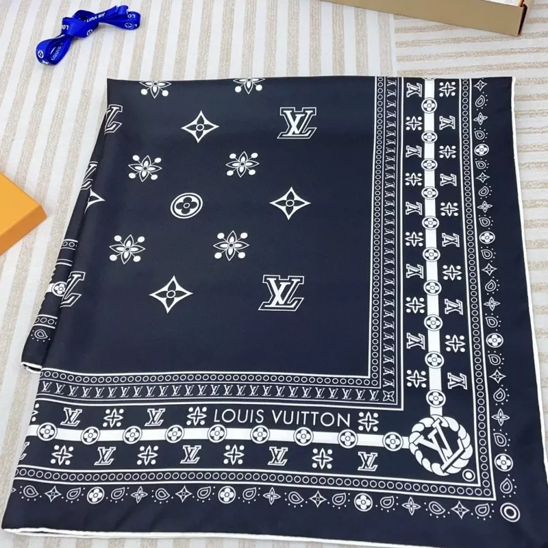 Unique 8497 Louis Vuitton Silk Squares