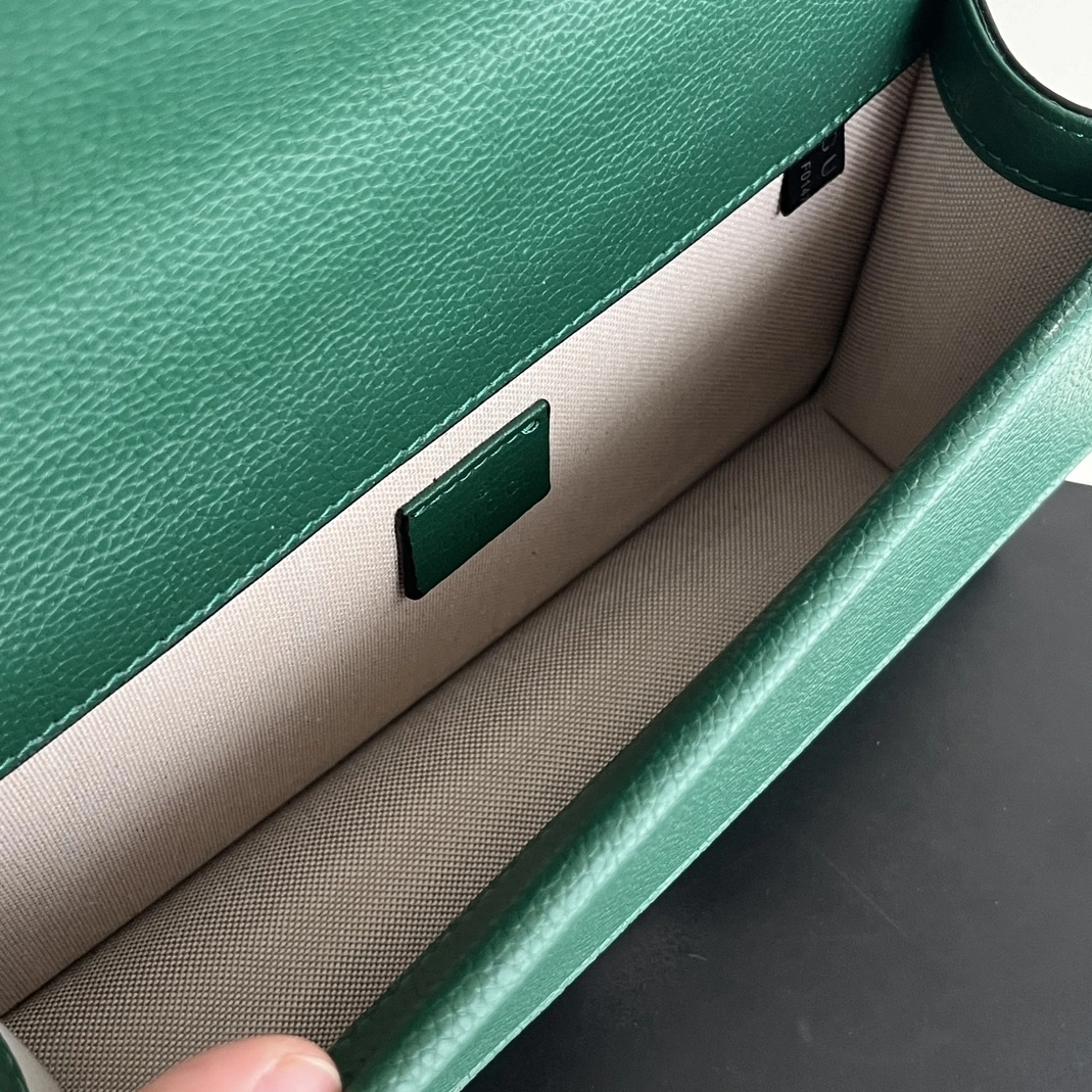 Unique 8789 Gucci AAA Quality Messenger Bags For Women