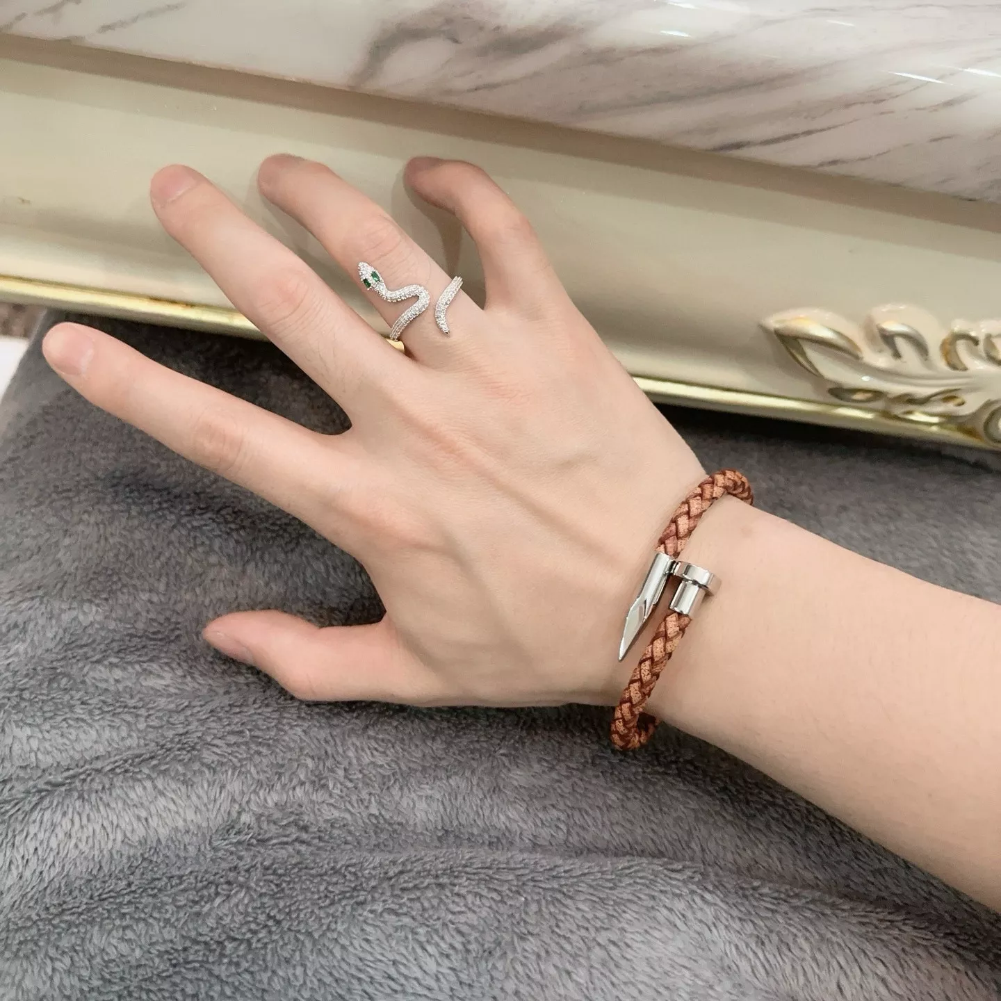 Unique 8792 Cartier bracelets