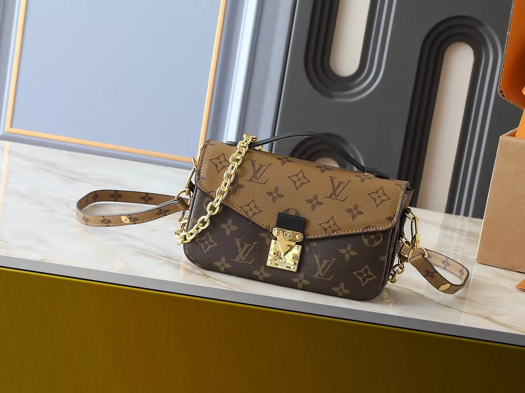 Unique 889 Louis Vuitton Messenger Bag For Women
