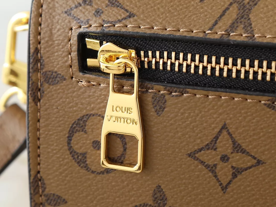 Unique 889 Louis Vuitton Messenger Bag For Women