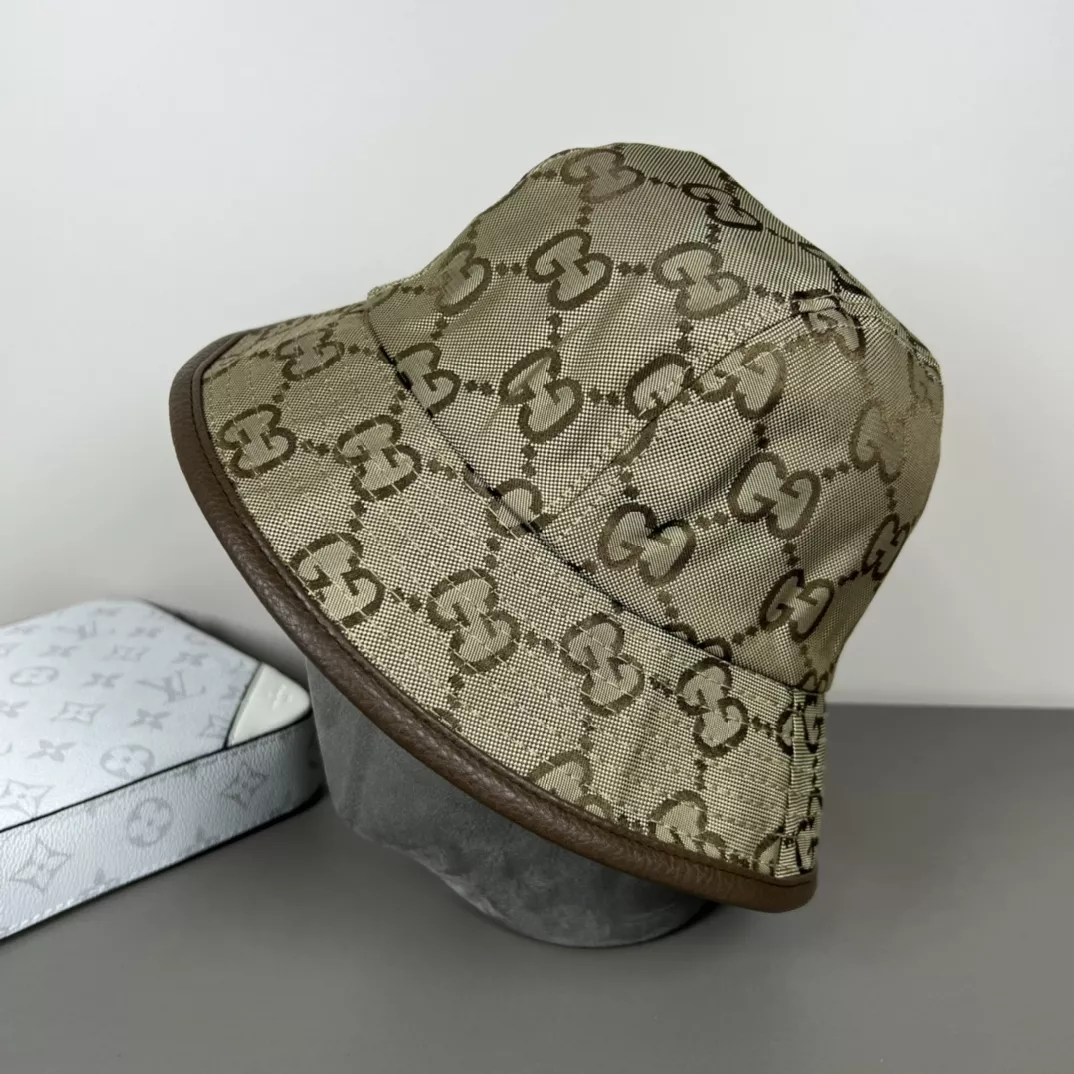 Unique 8957 Gucci Caps