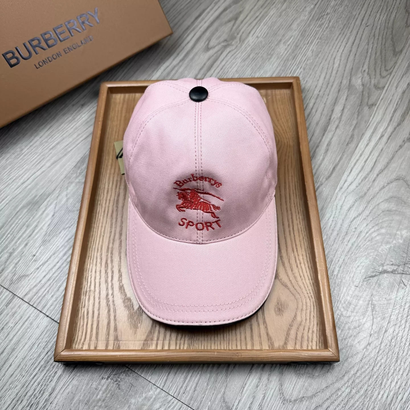 Unique 9079 Burberry Caps
