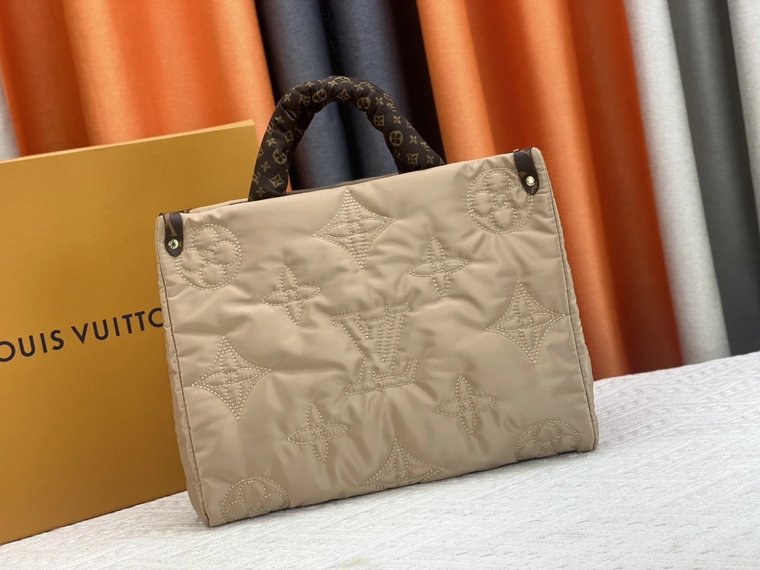 Unique 9261 Louis Vuitton AAA Quality Tote-Handbags For Women