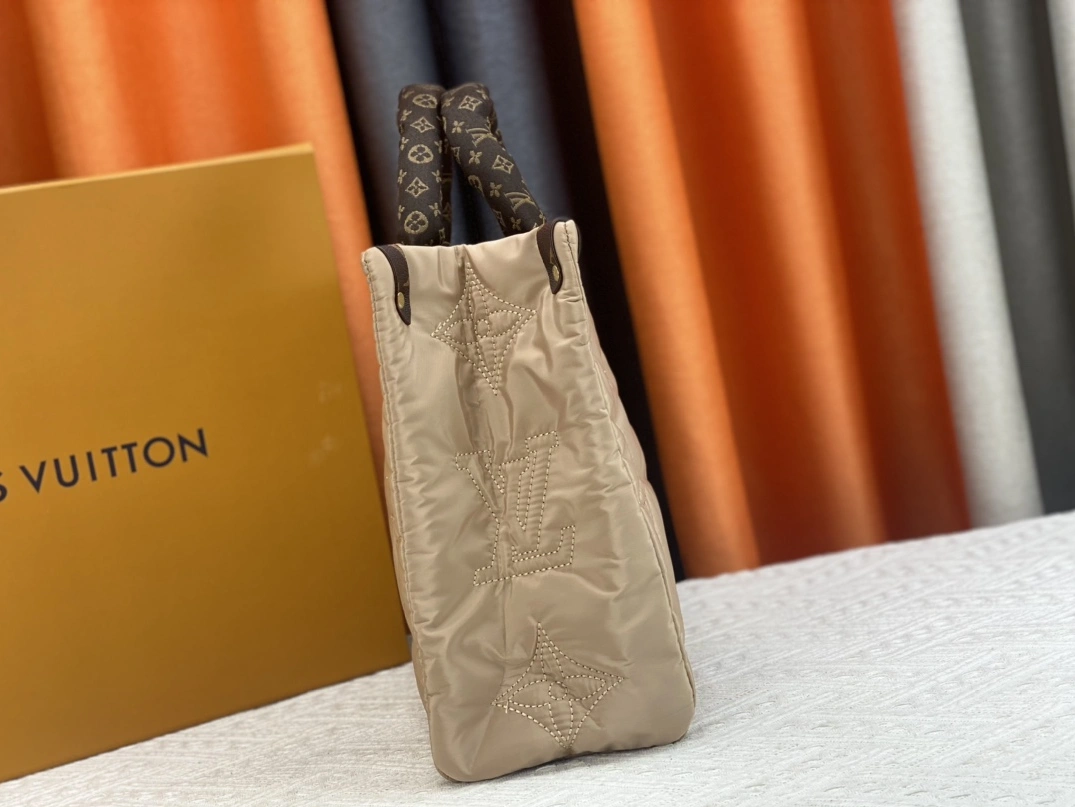 Unique 9261 Louis Vuitton AAA Quality Tote-Handbags For Women