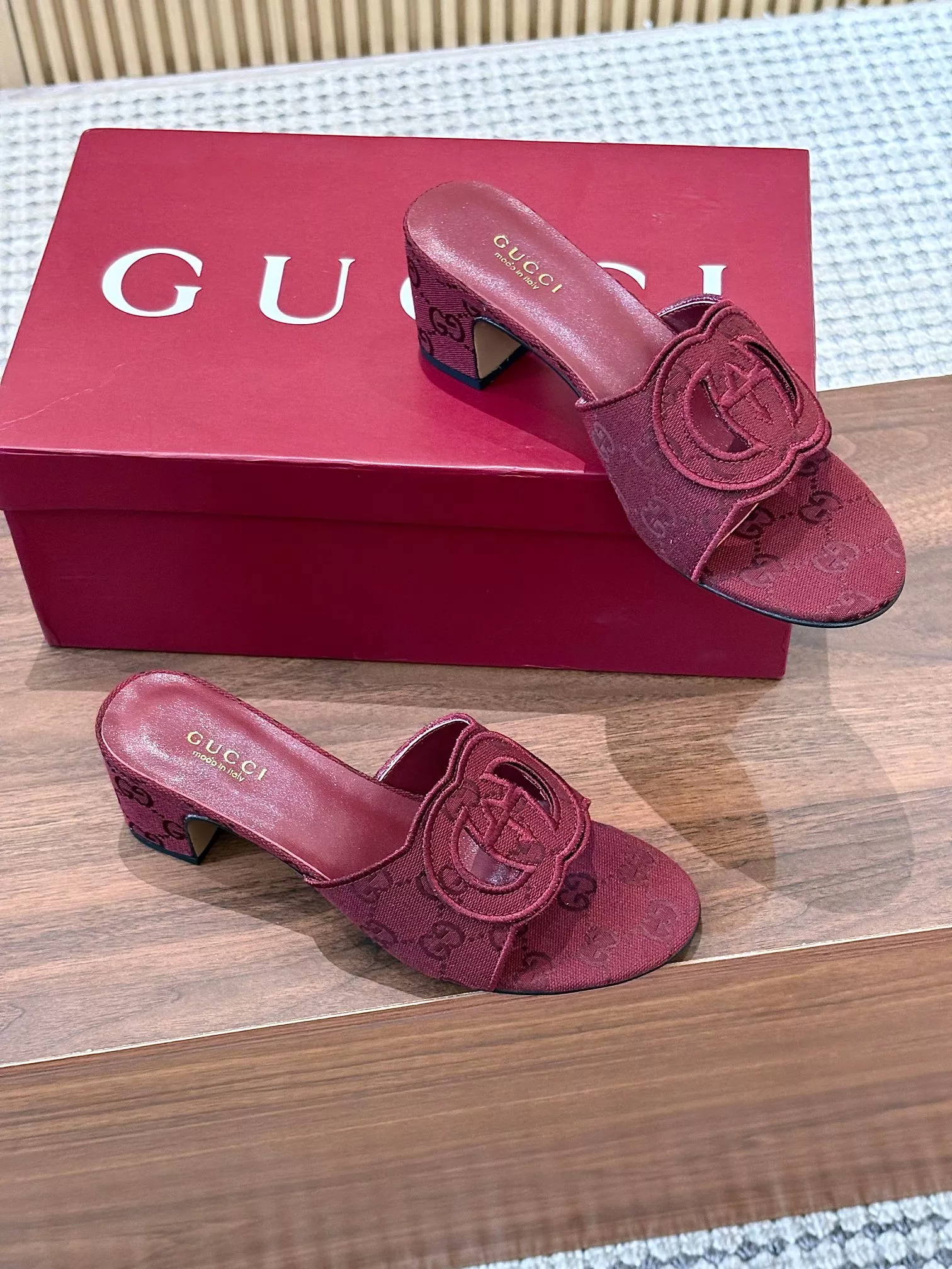 Unique 9416 Gucci Slippers For Women