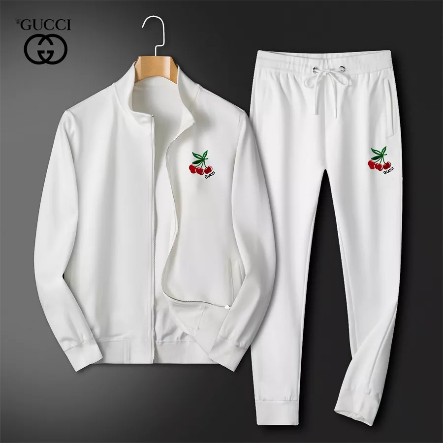 Unique 9437 Gucci Tracksuits Long Sleeved For Men