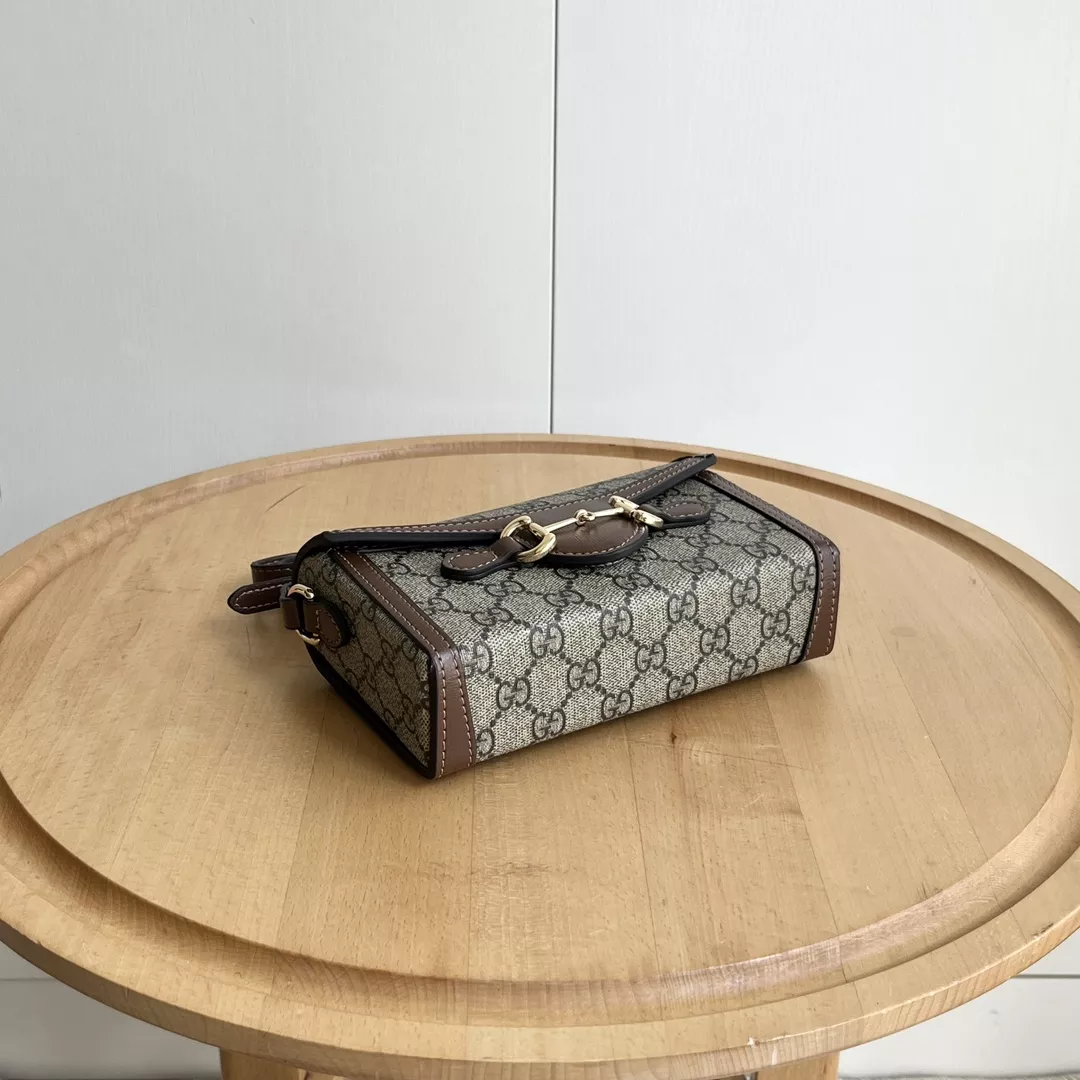 Unique 9538 Gucci AAA Quality Messenger Bags For Women