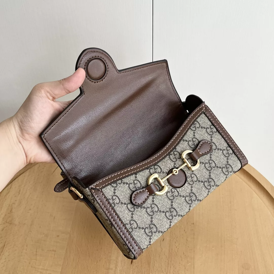 Unique 9538 Gucci AAA Quality Messenger Bags For Women